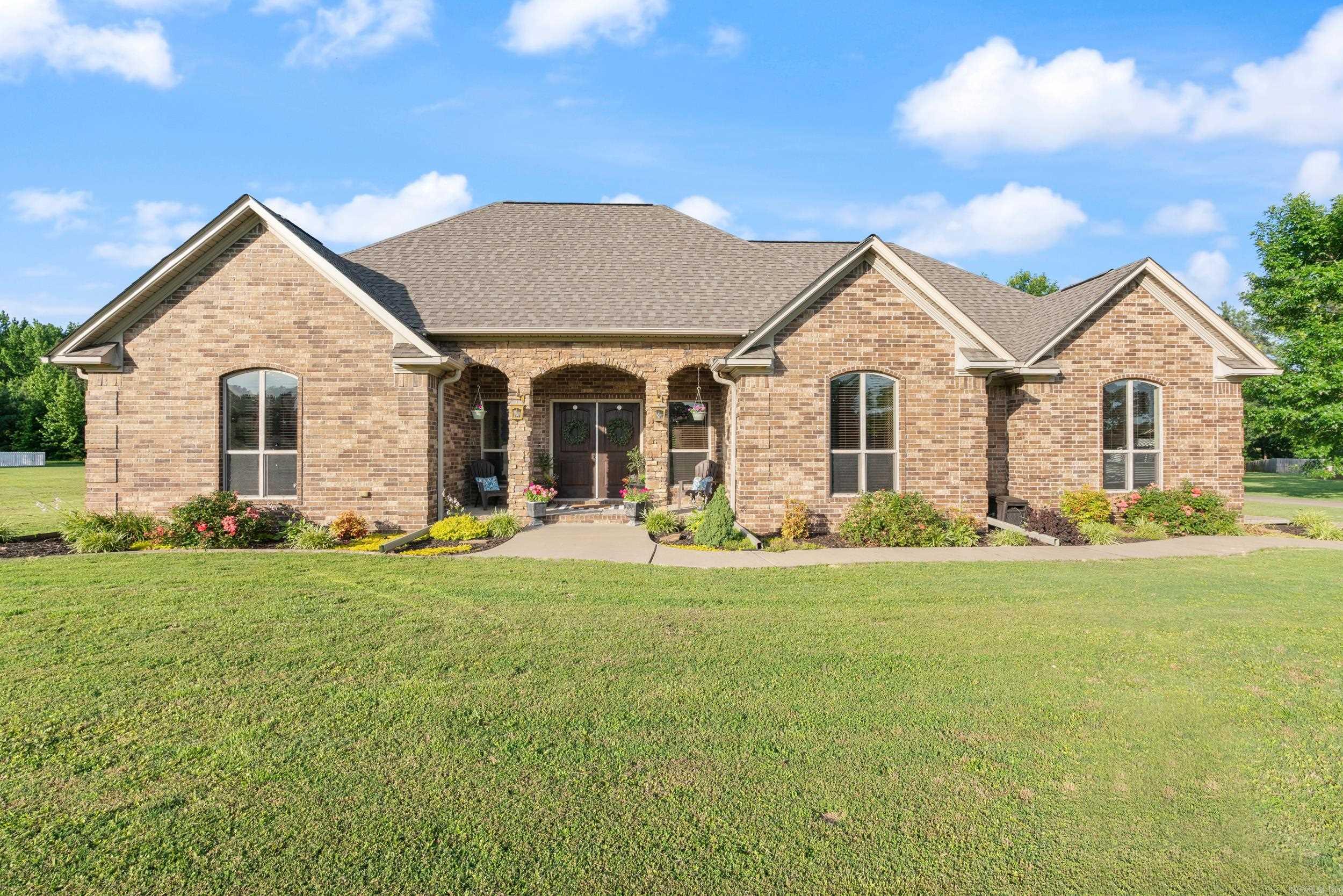 8 Sequoia Drive