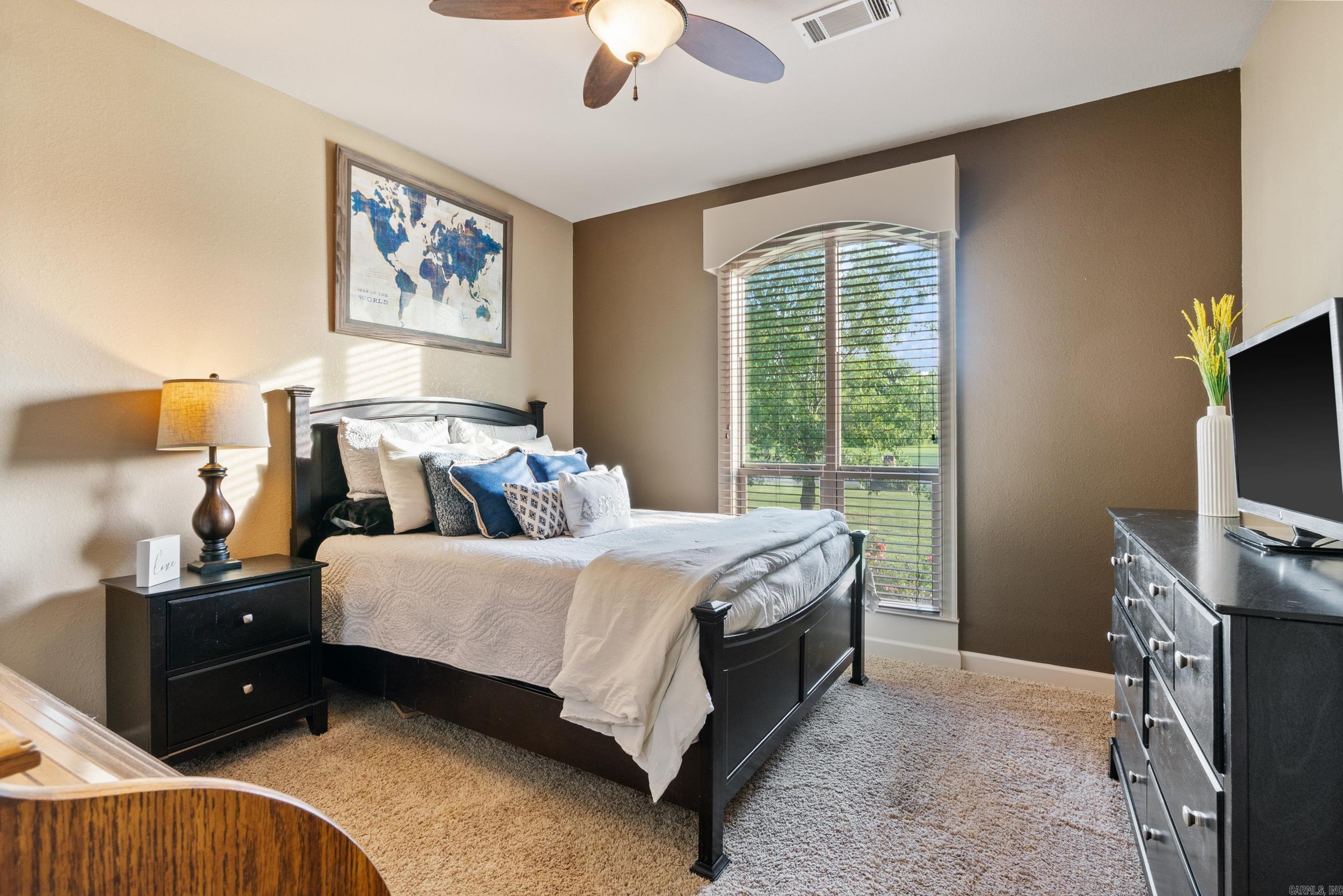 8 Sequoia Drive