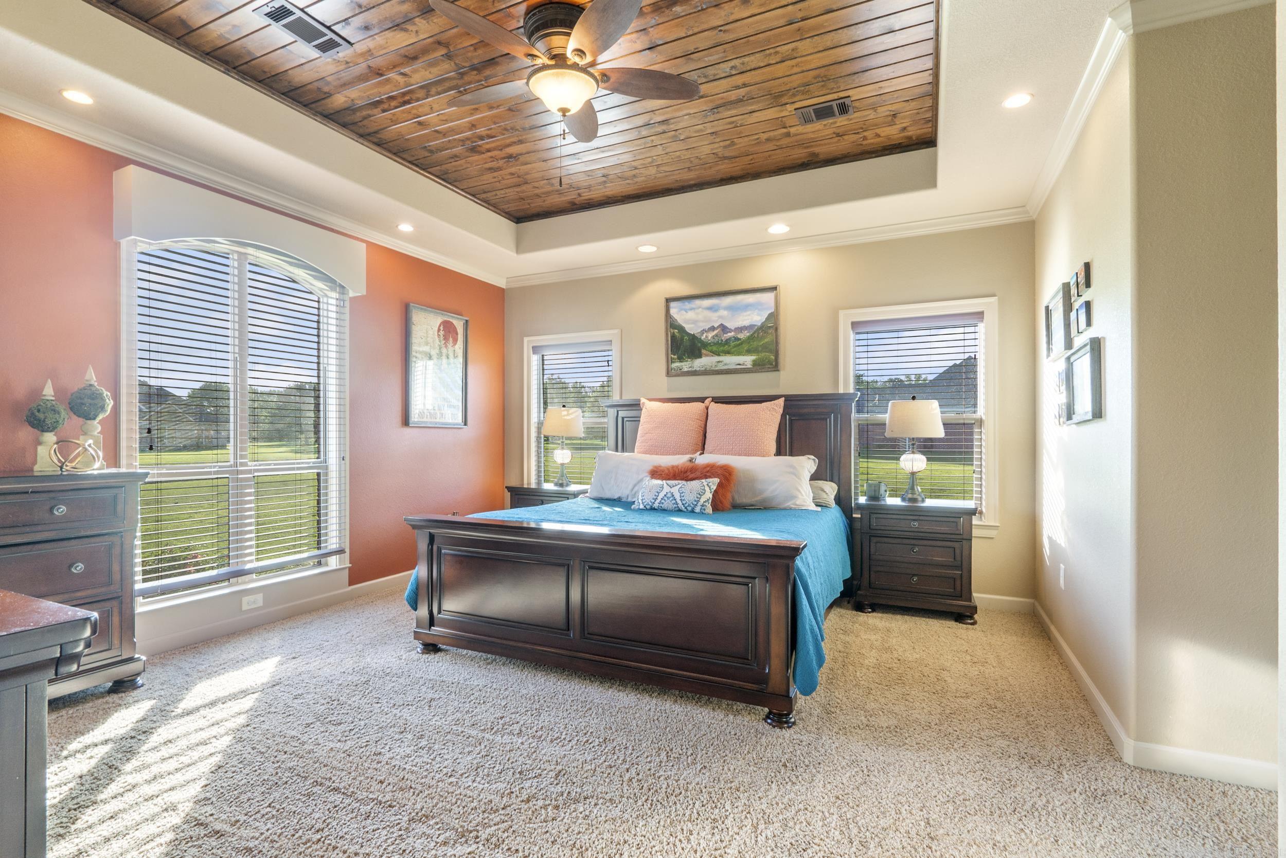 8 Sequoia Drive