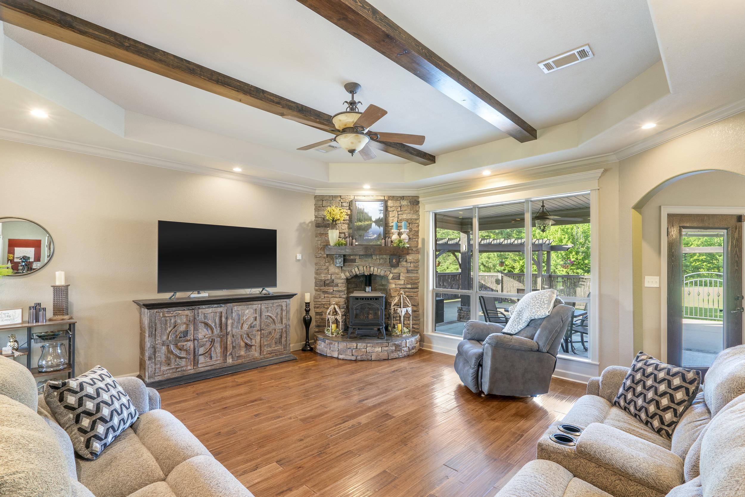 8 Sequoia Drive