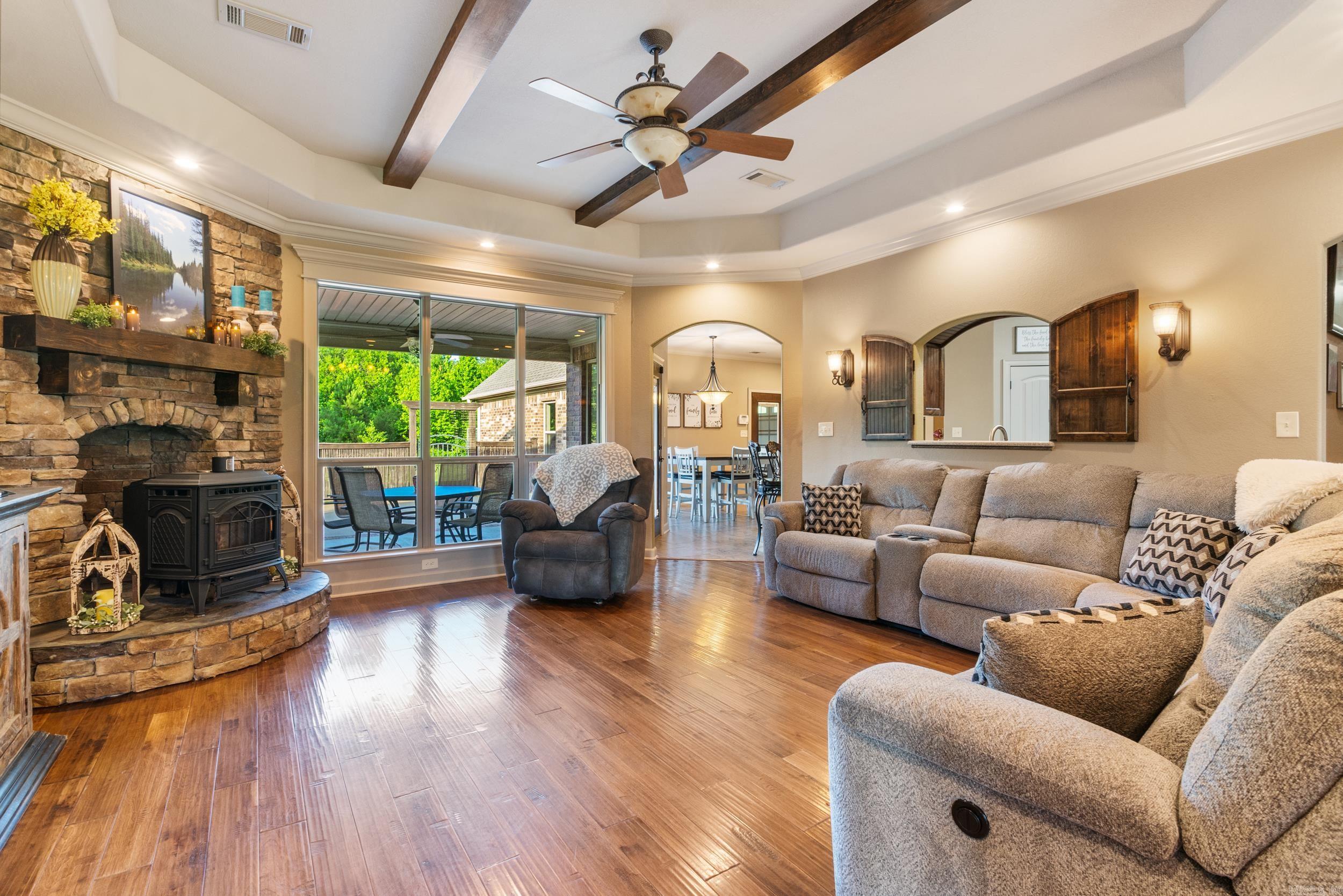 8 Sequoia Drive