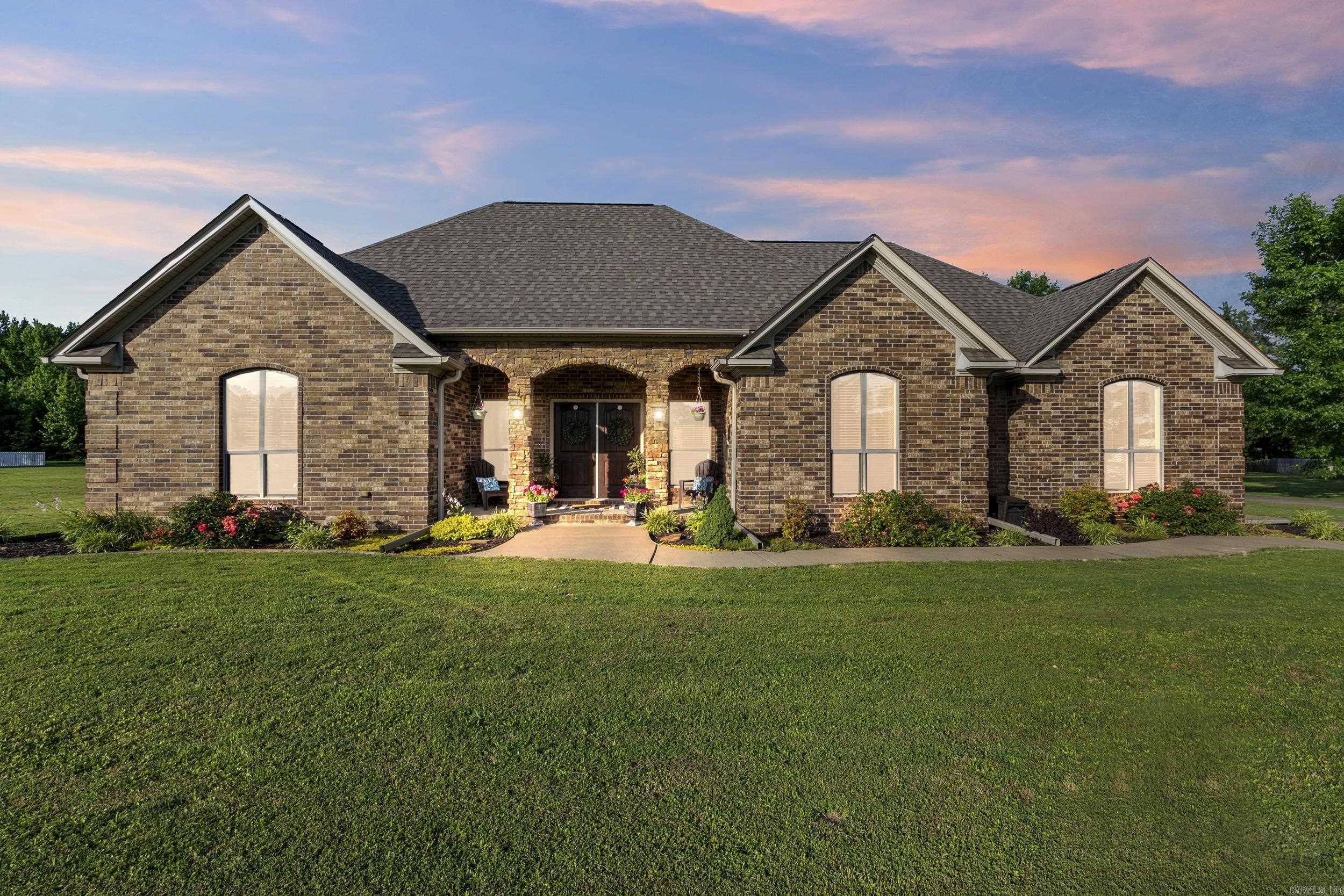 8 Sequoia Drive