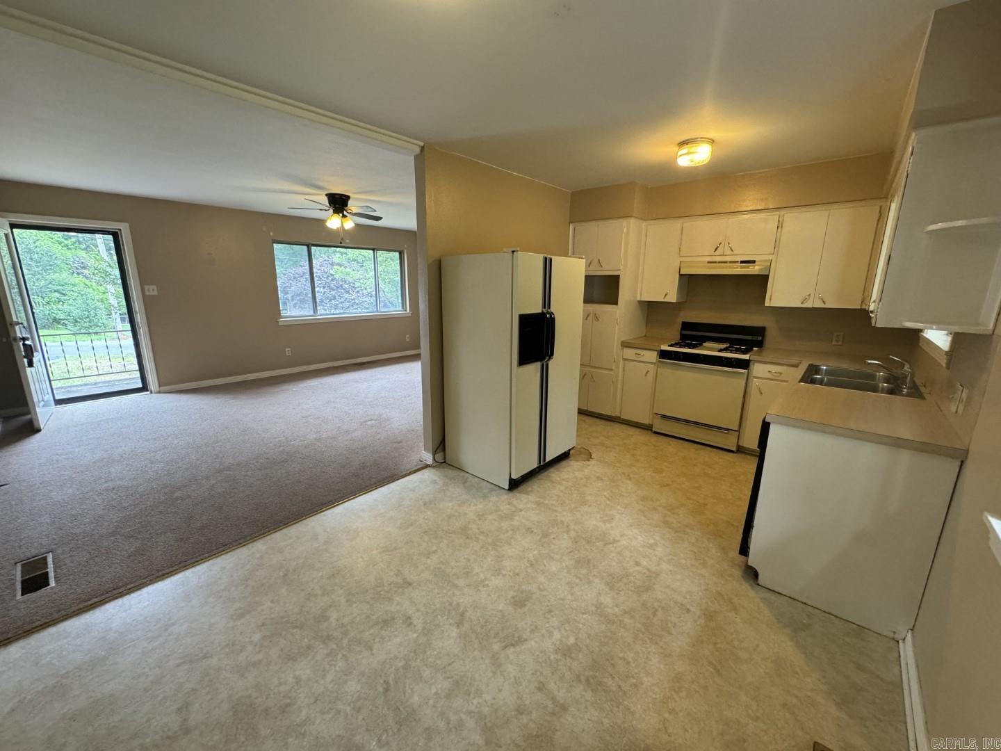 214 Cessna Circle