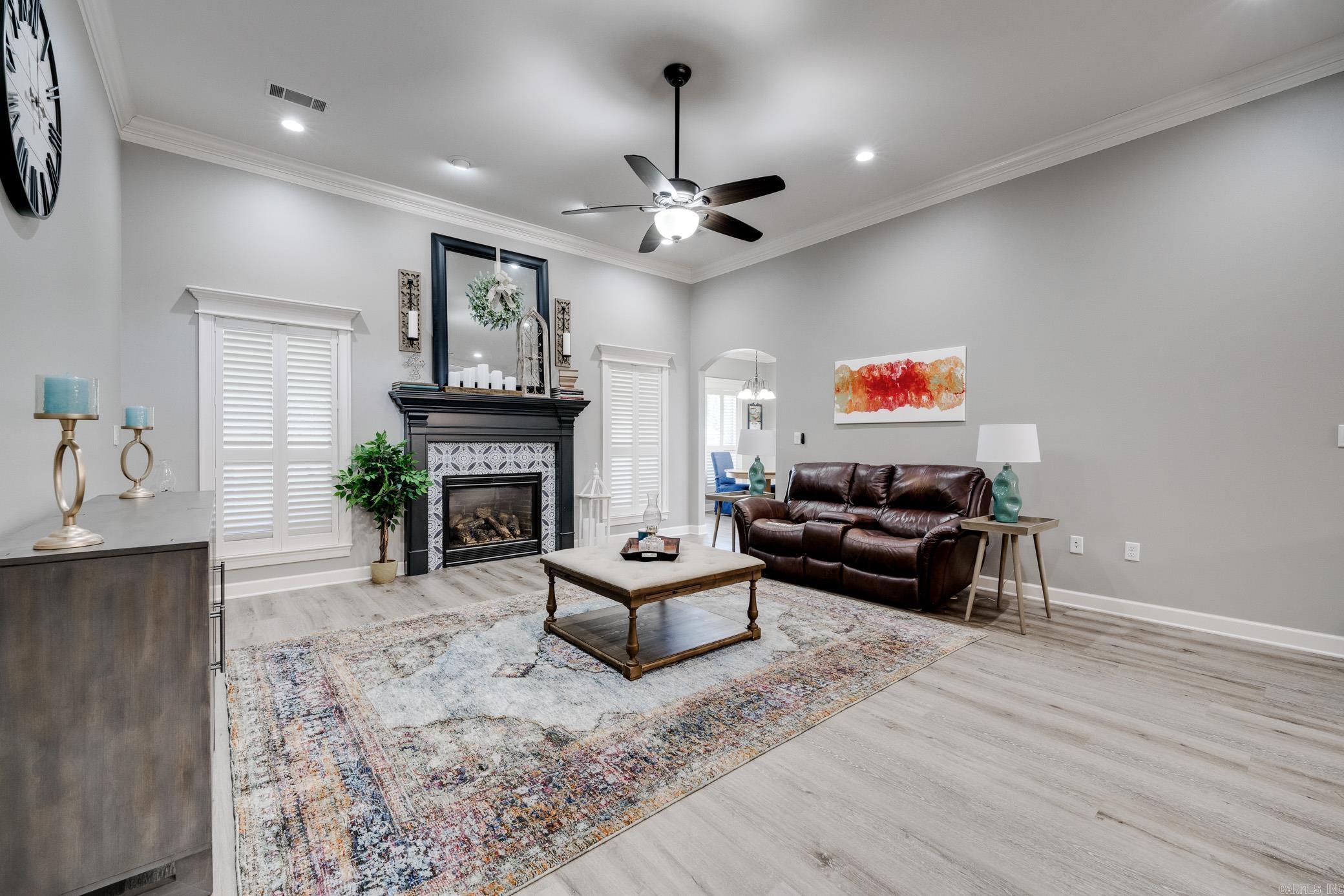 11 Longfield Drive