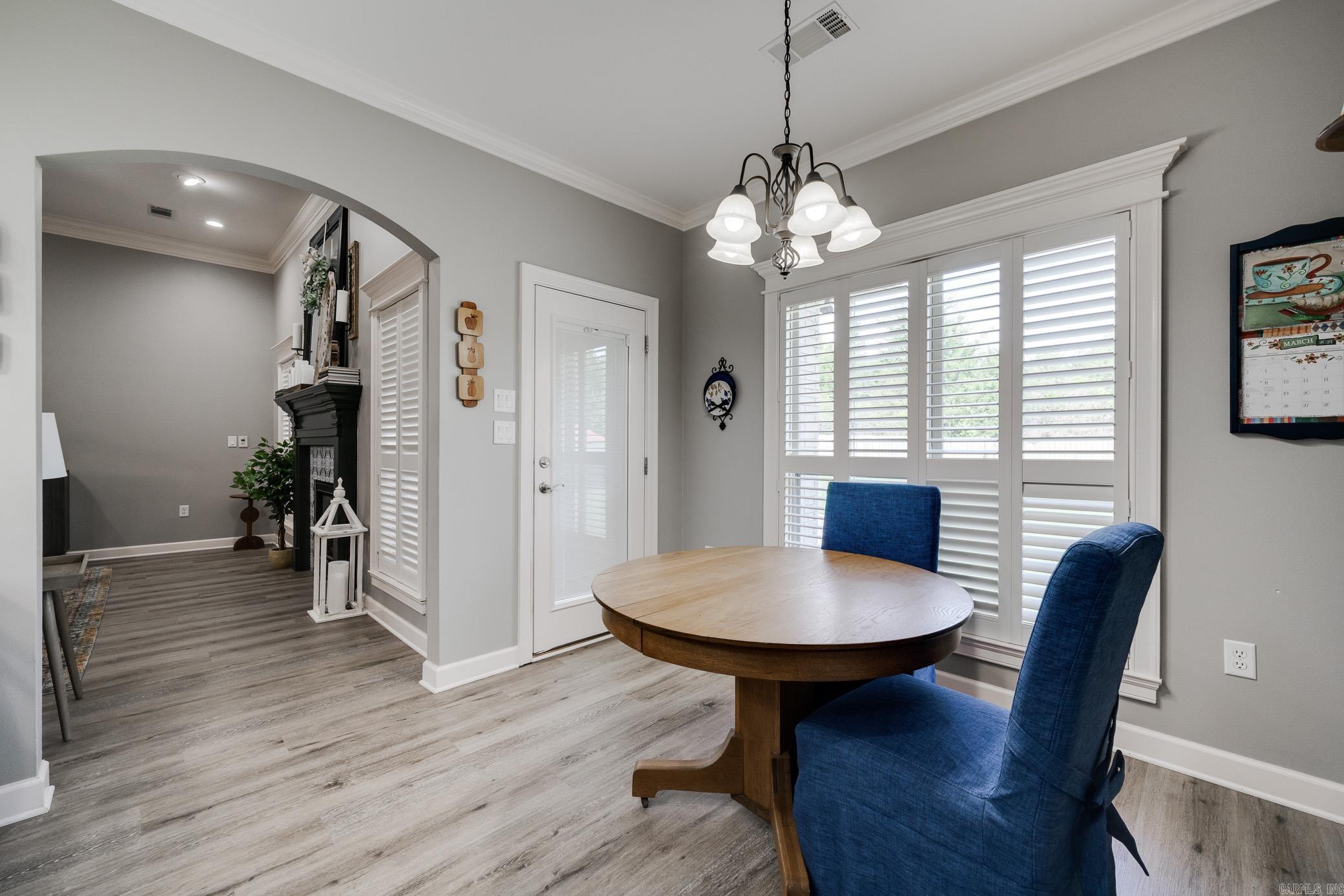 11 Longfield Drive