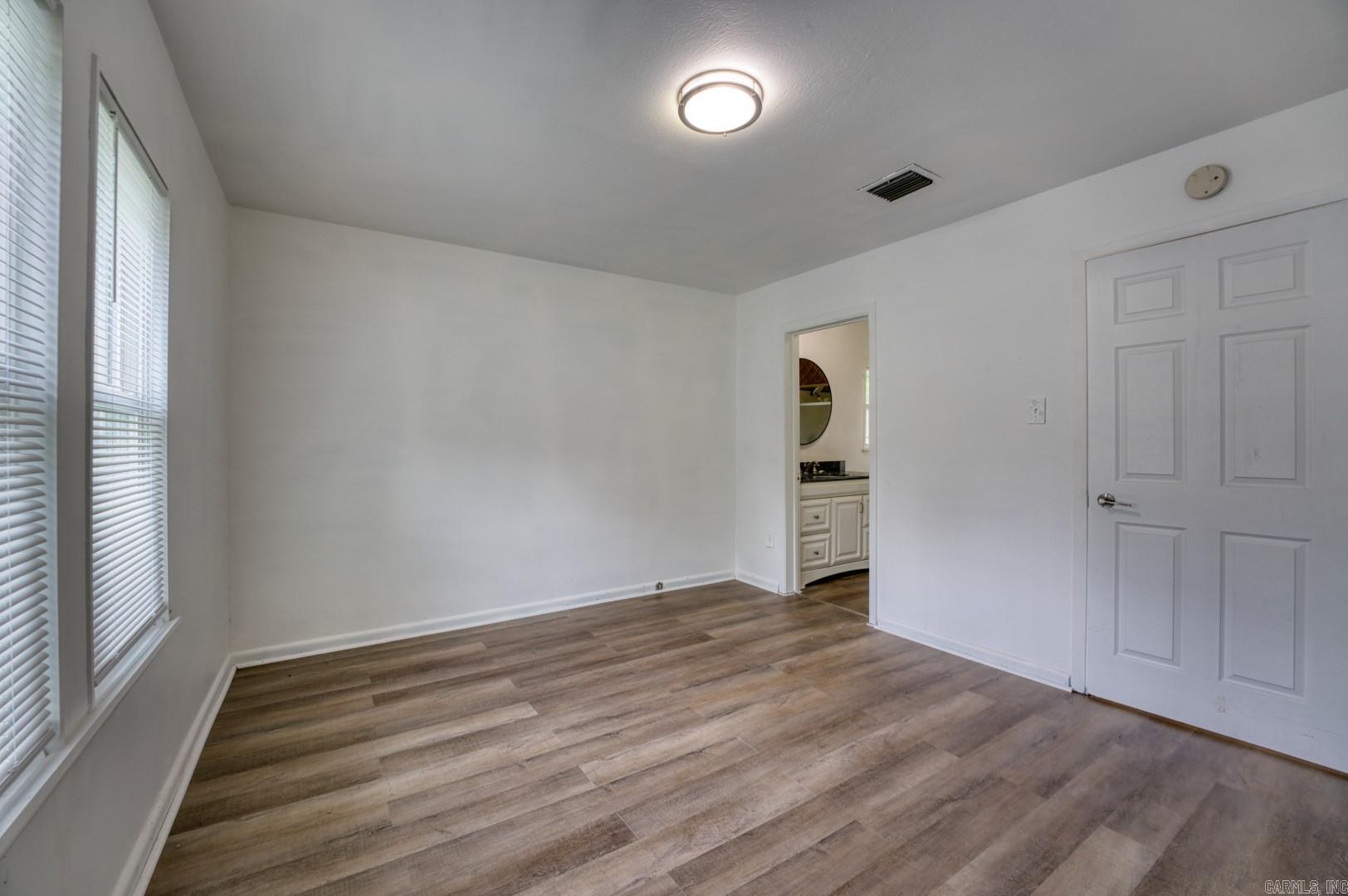 810 Hall Street