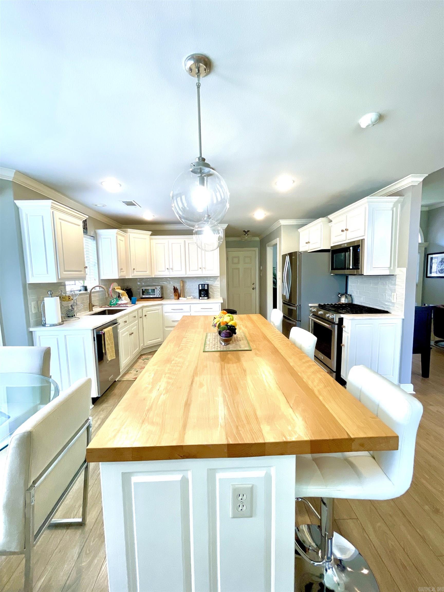 145 Sancerre Drive