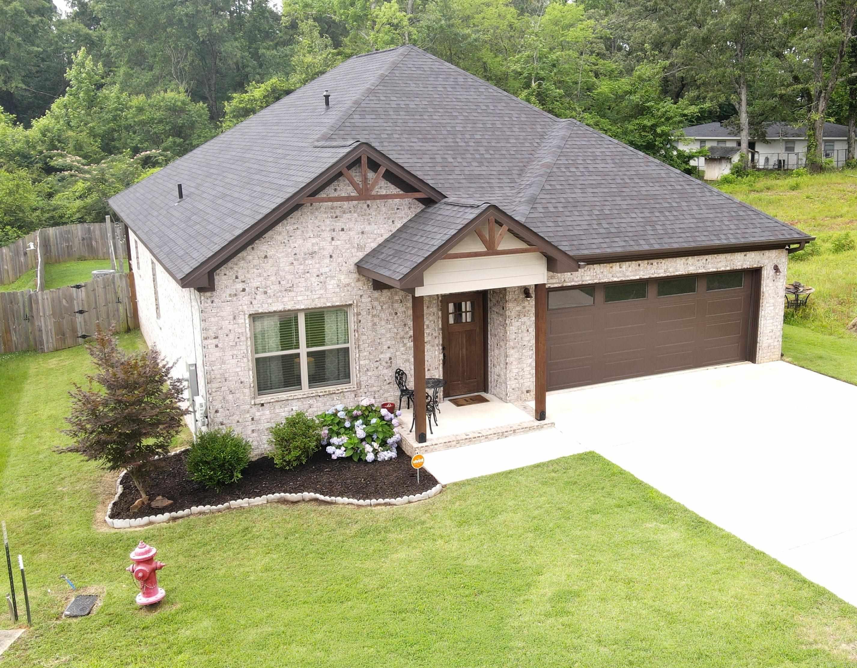 2809 Evonshire Drive