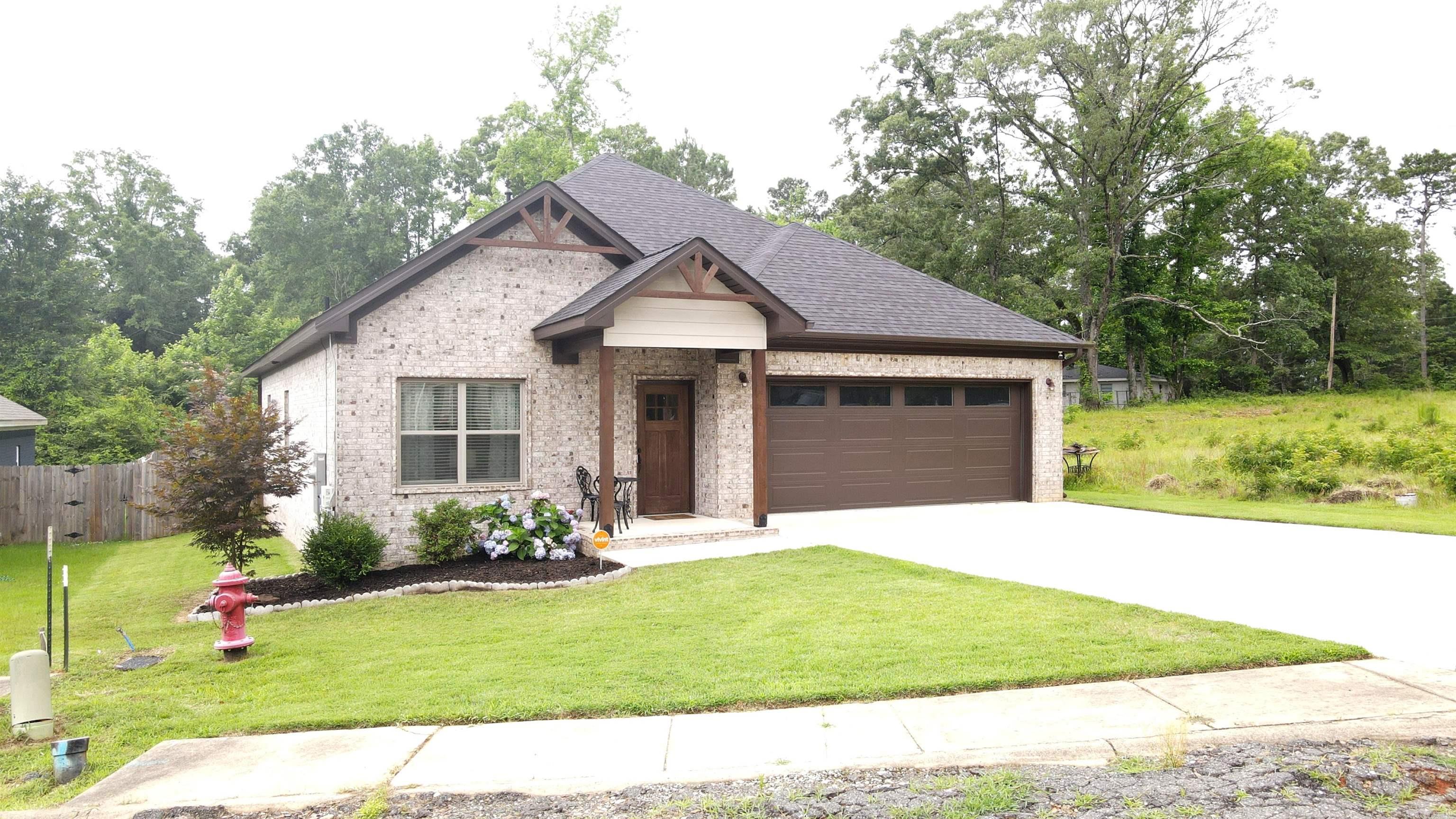 2809 Evonshire Drive