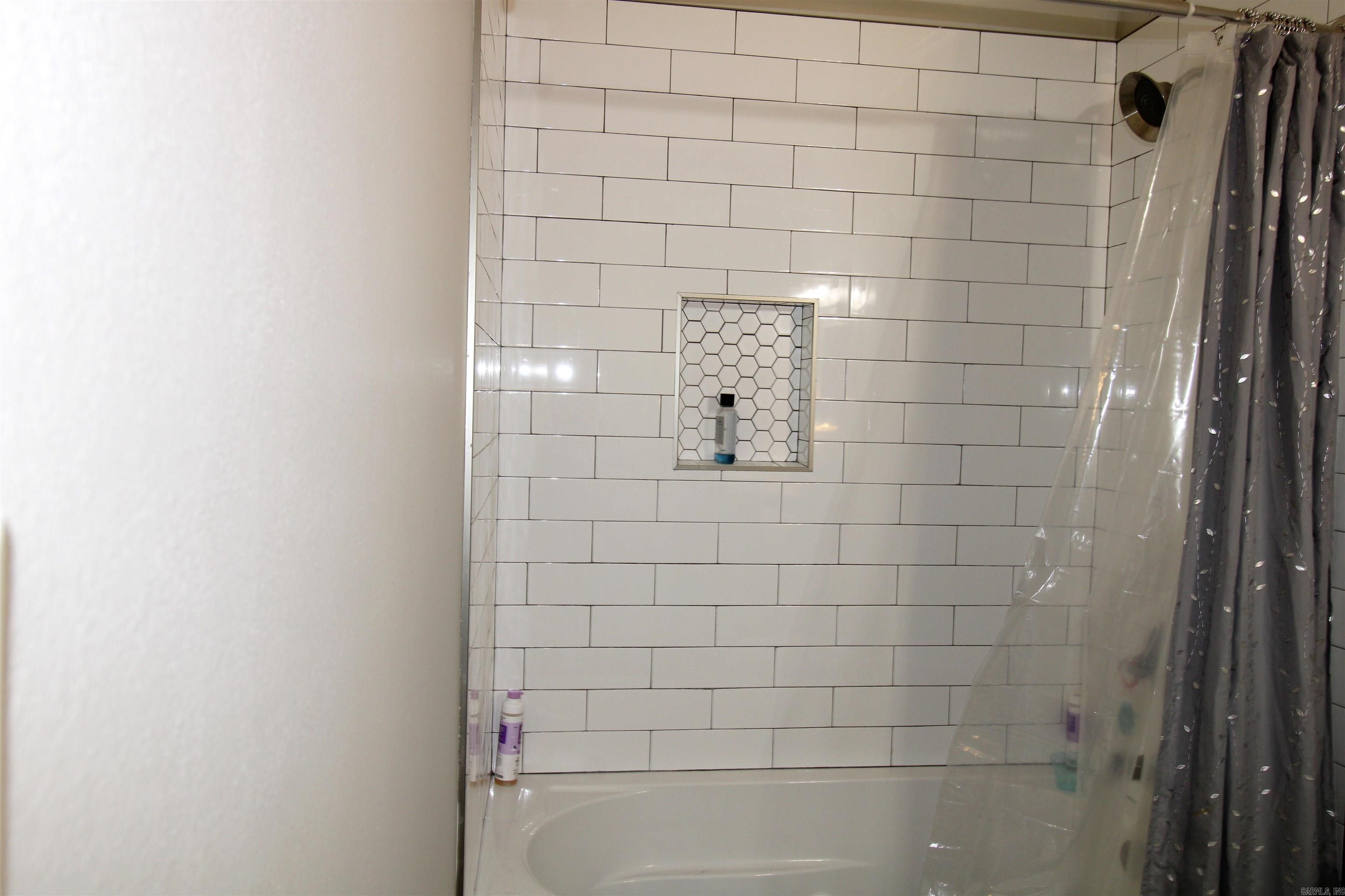 2809 Evonshire Drive