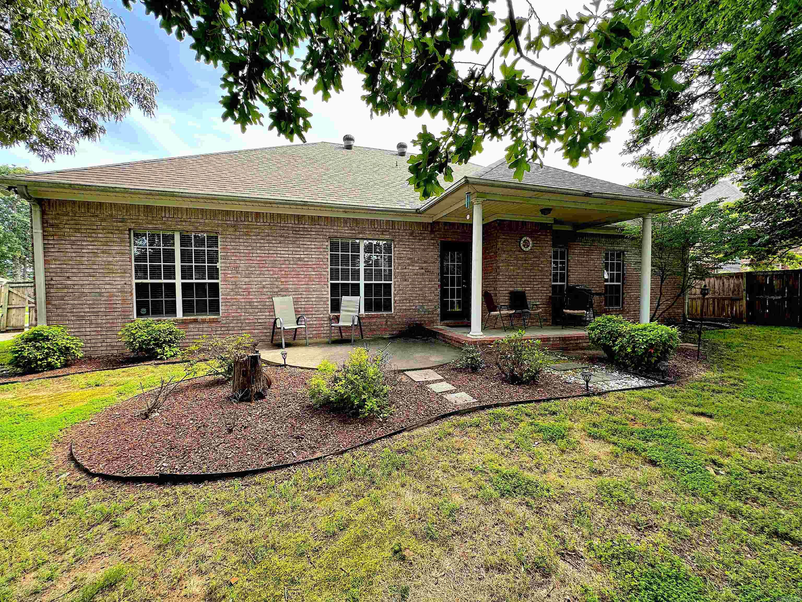 5140 April Drive