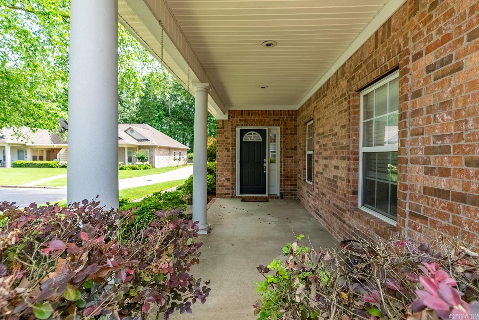 1103 Stagecoach Village