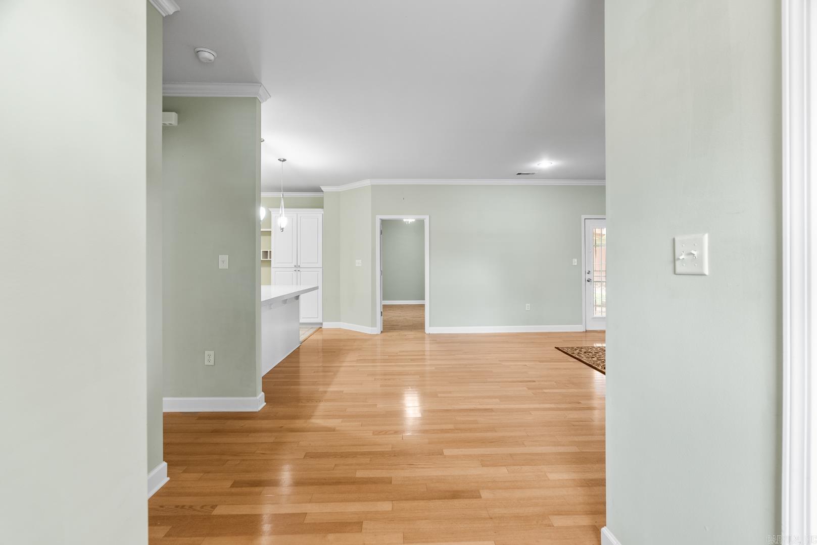 1103 Stagecoach Village