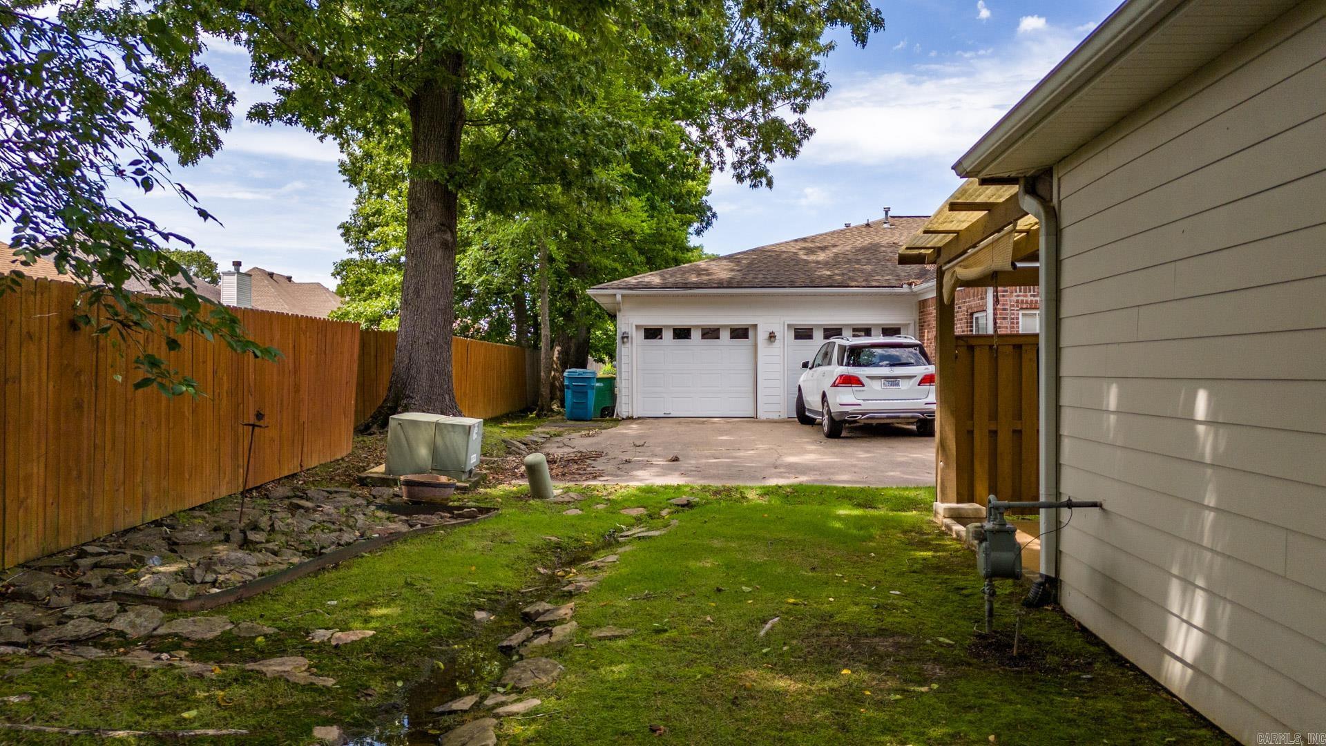 1103 Stagecoach Village