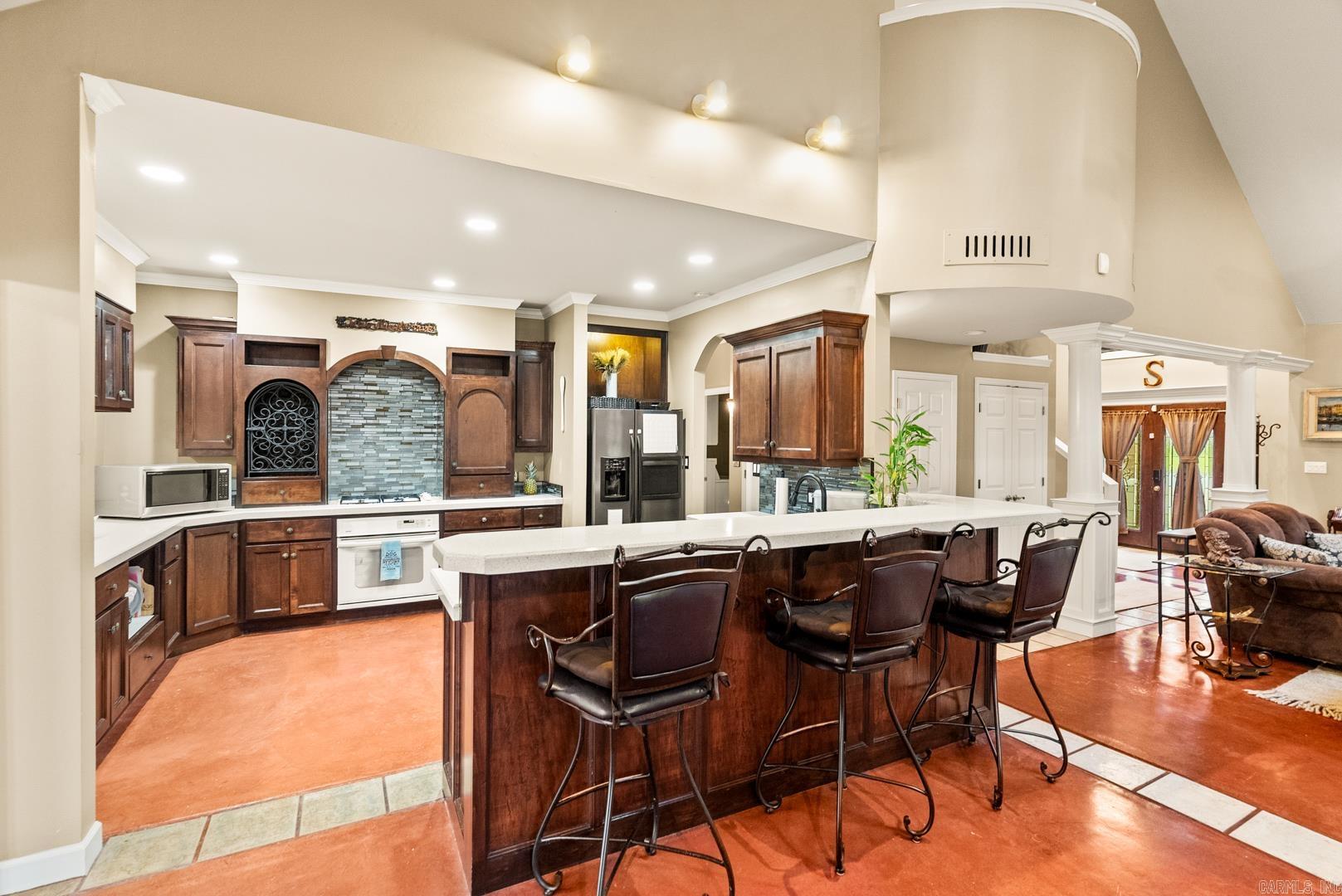 102 Southshore Dr