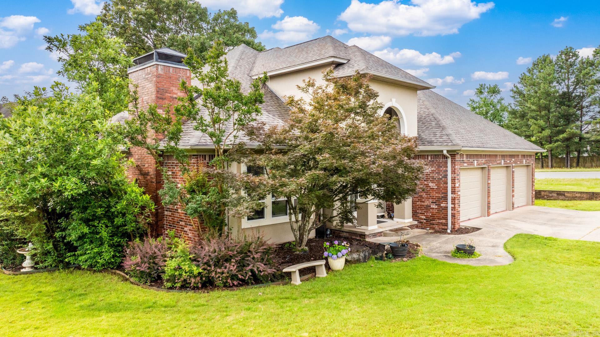 102 Southshore Dr