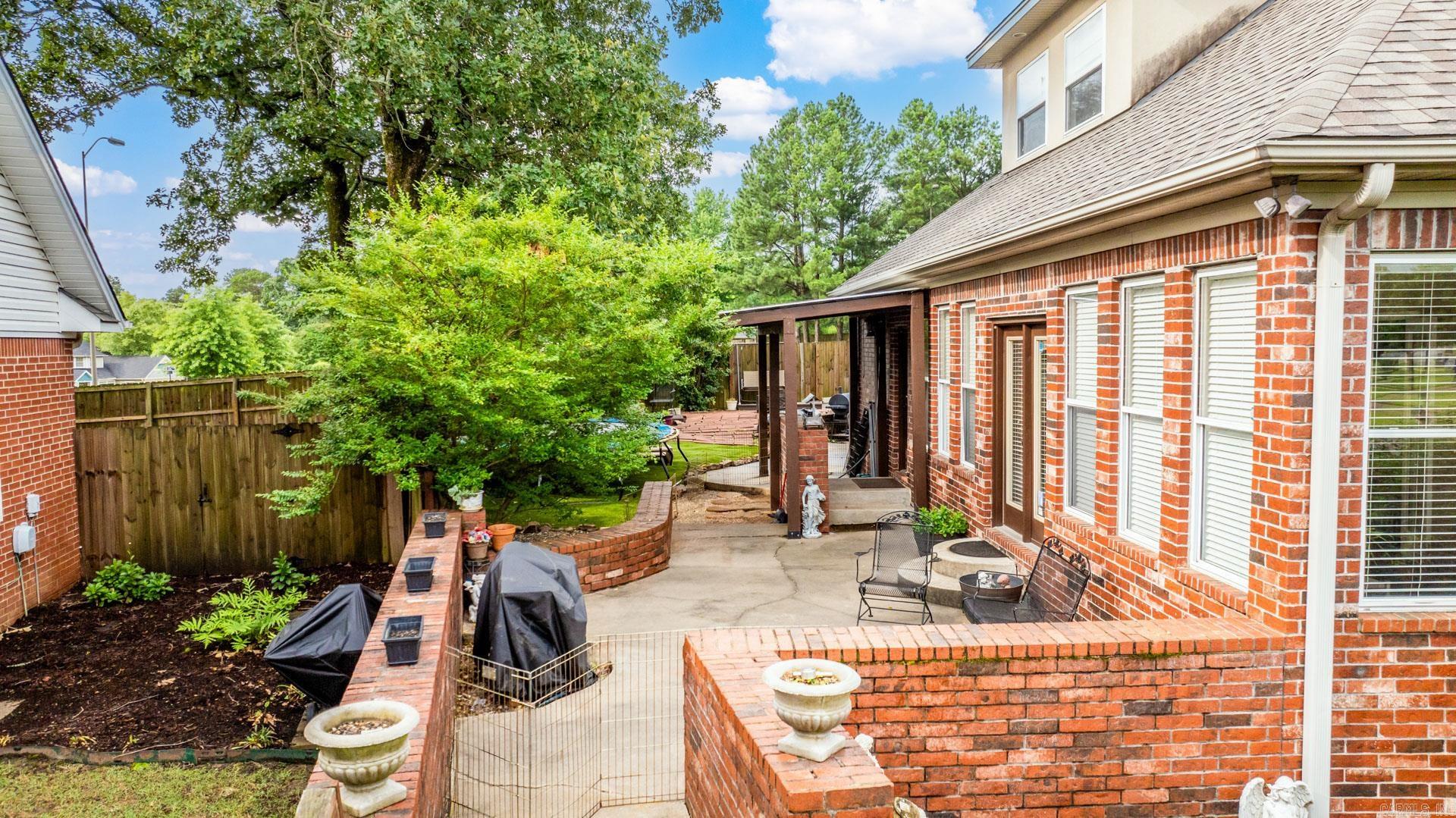 102 Southshore Dr