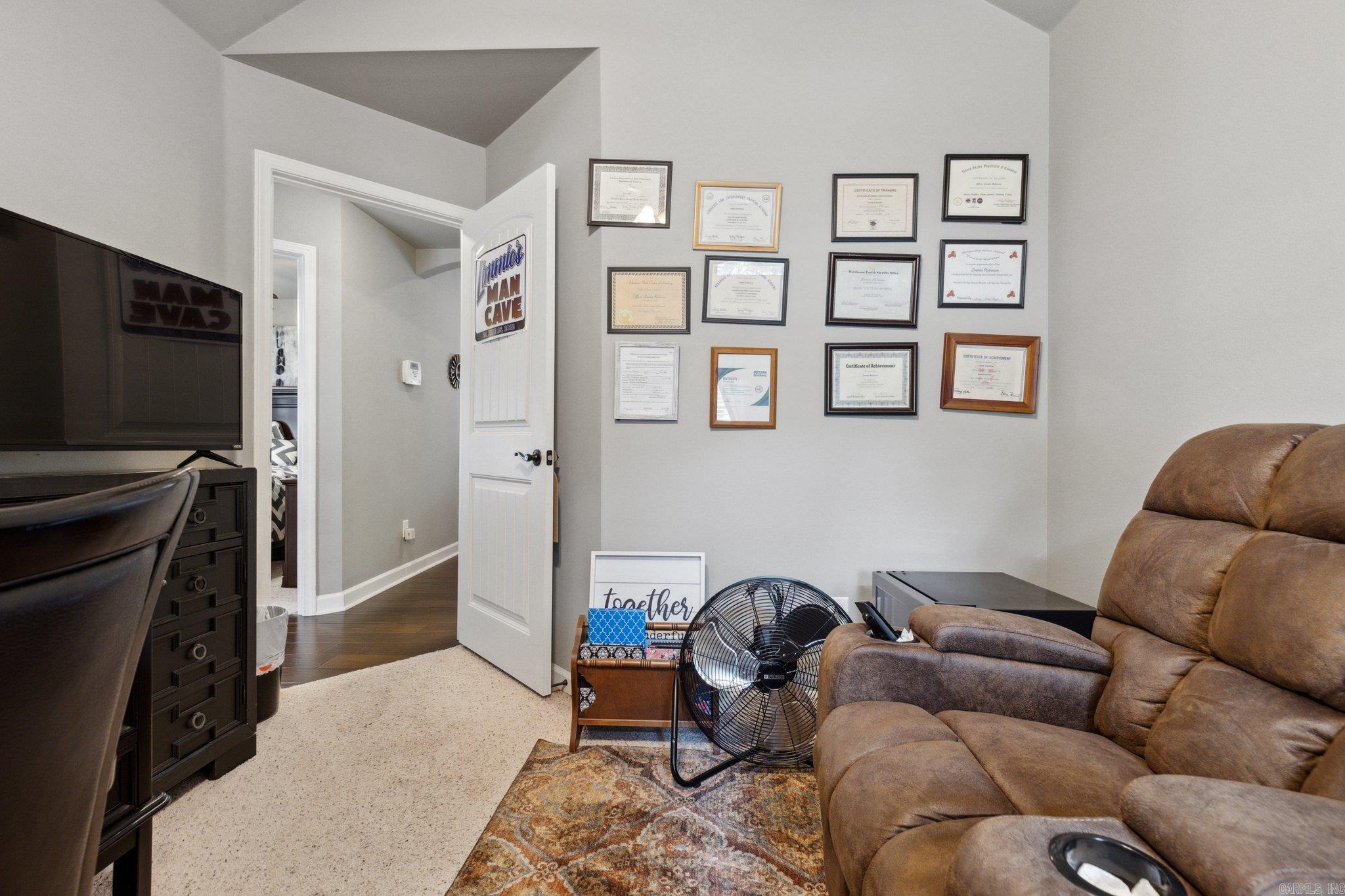 3005 Lynne Court