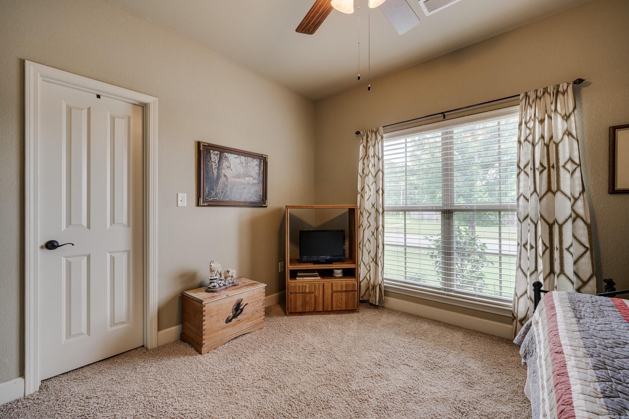 1205 Crosspoint Road