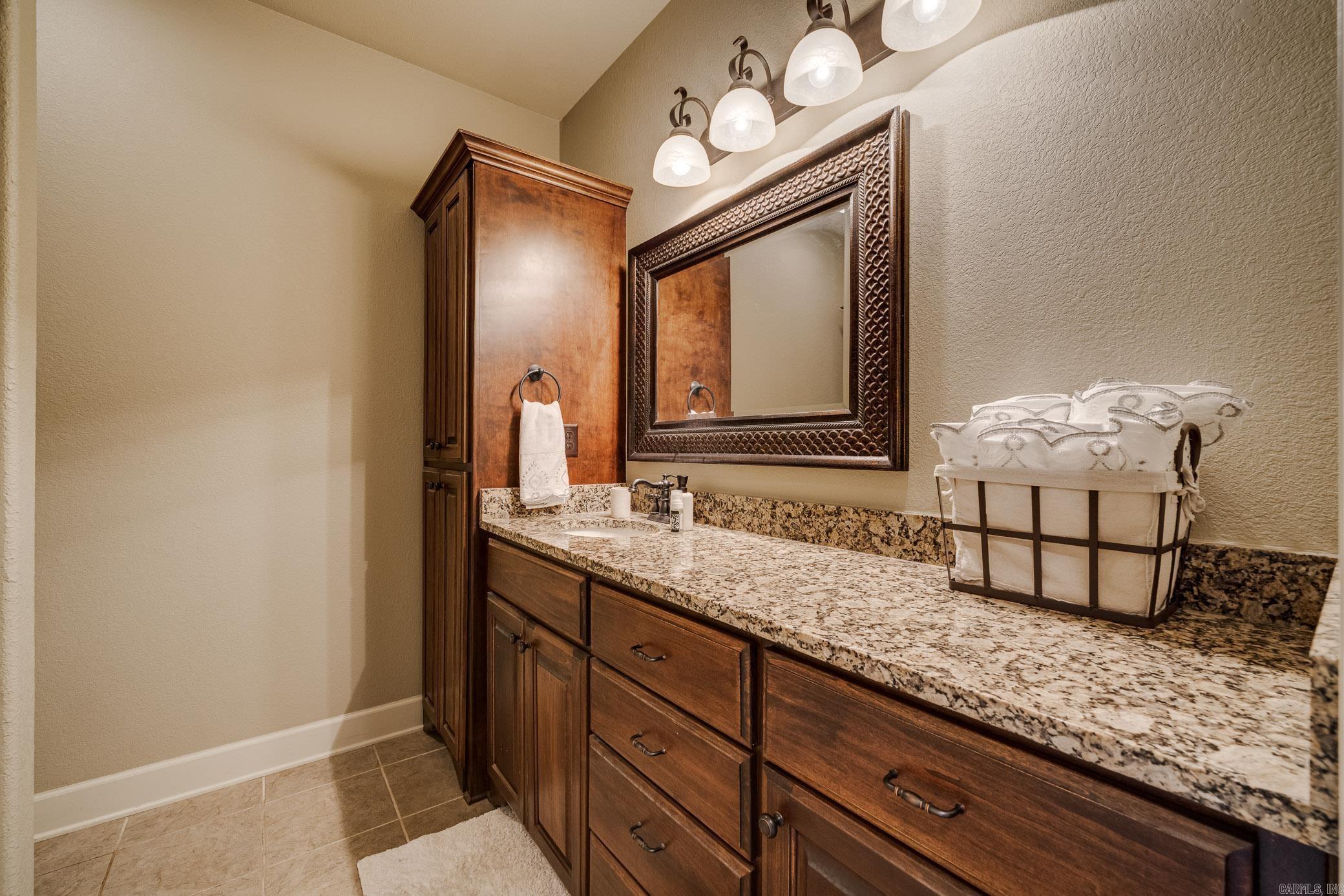 1205 Crosspoint Road
