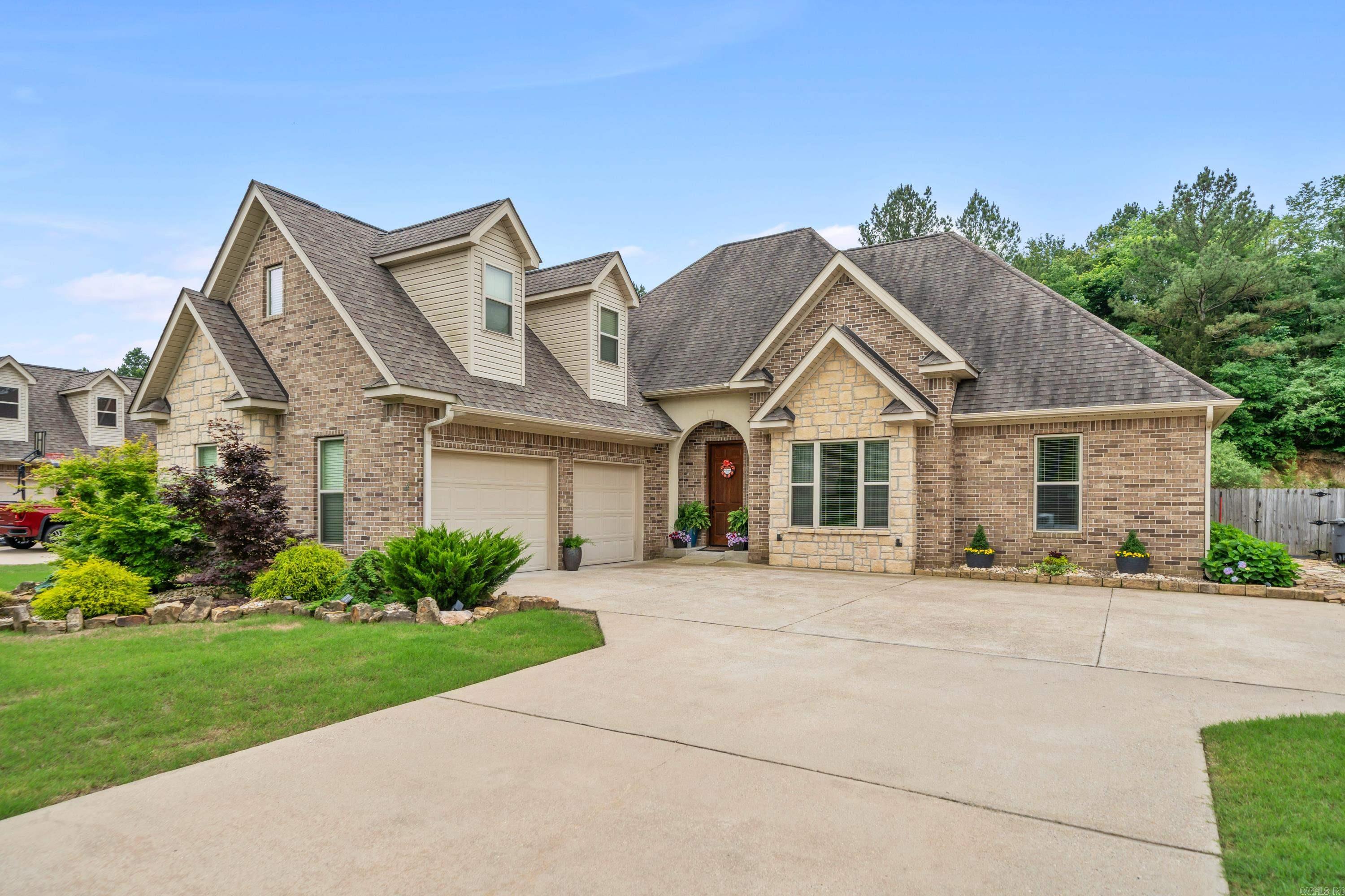 106 Blubell Court