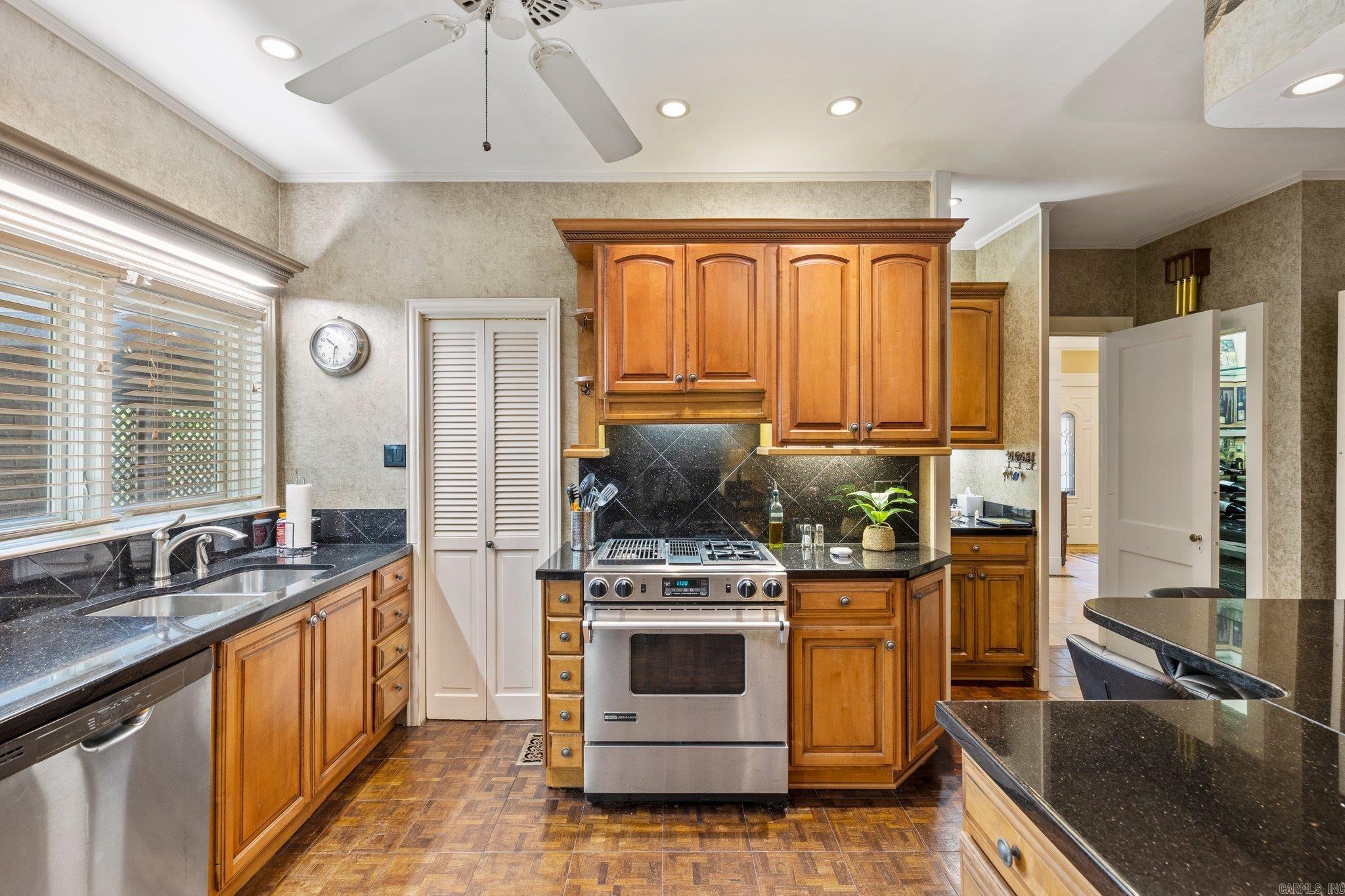 5101 Edgewood Road