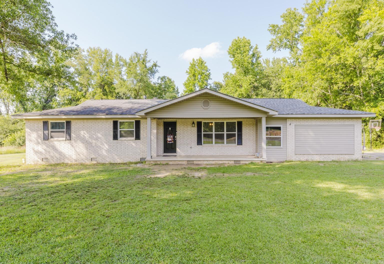 21672 Highway 51