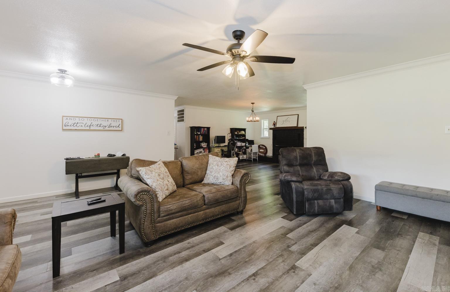 21672 Highway 51
