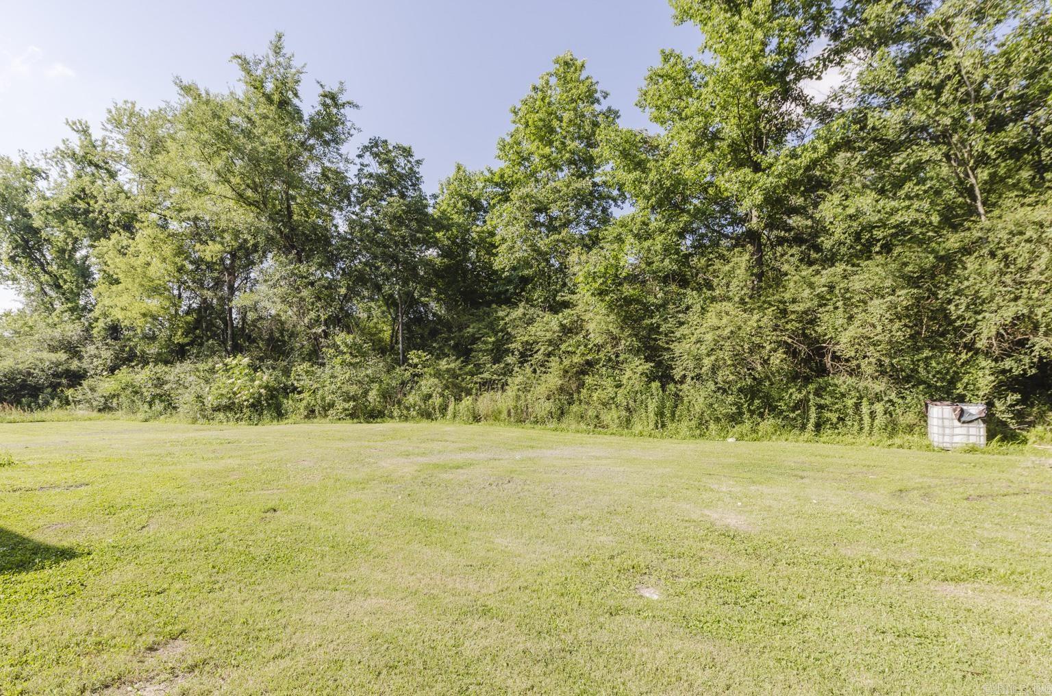 21672 Highway 51
