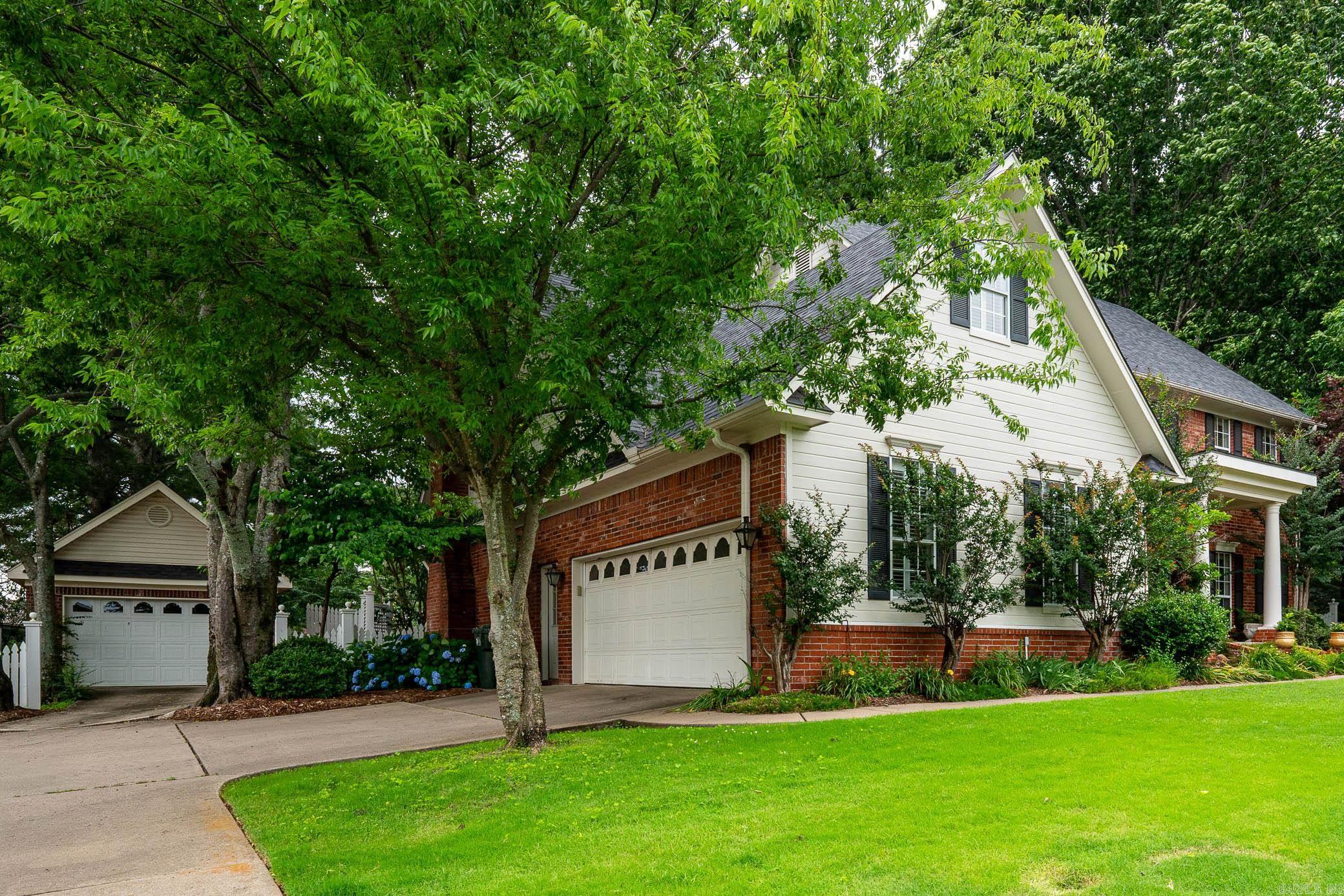 2550 Adamsbrooke Drive