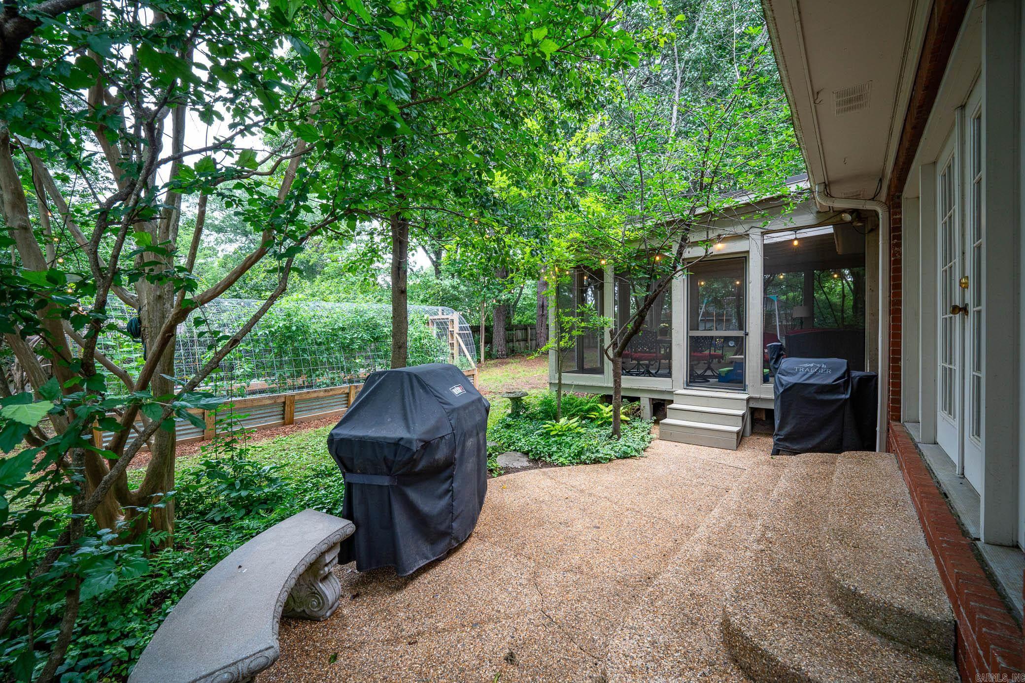 2550 Adamsbrooke Drive