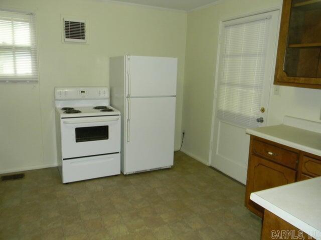 1401 N Detroit