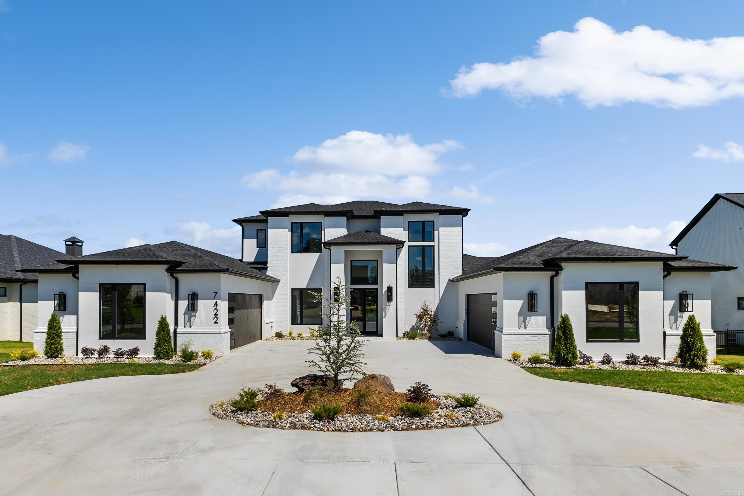 7422 Lake Point Circle