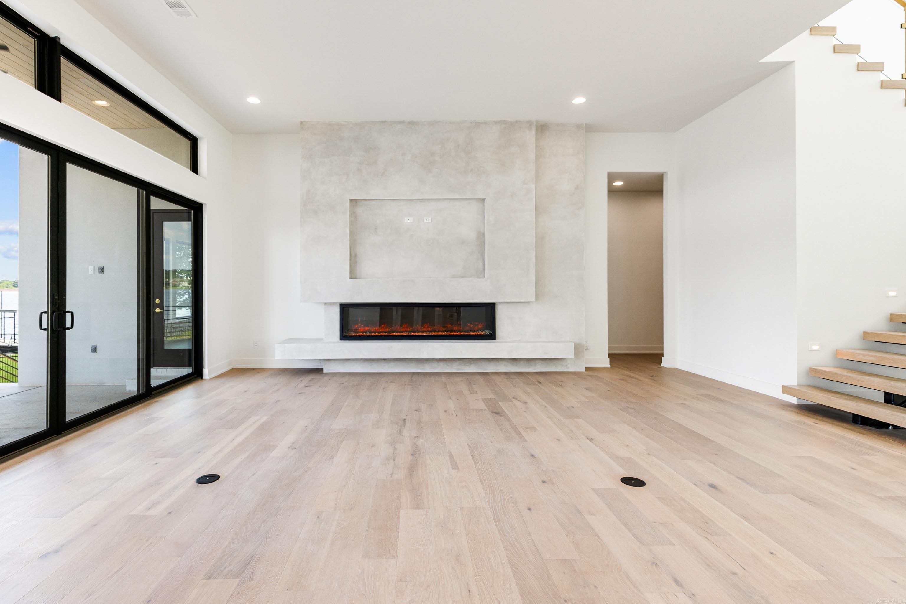 7422 Lake Point Circle