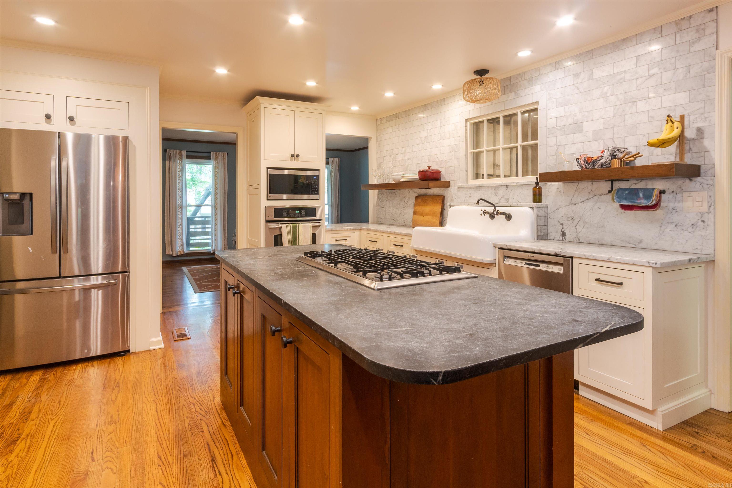 5917 Buffalo River Road