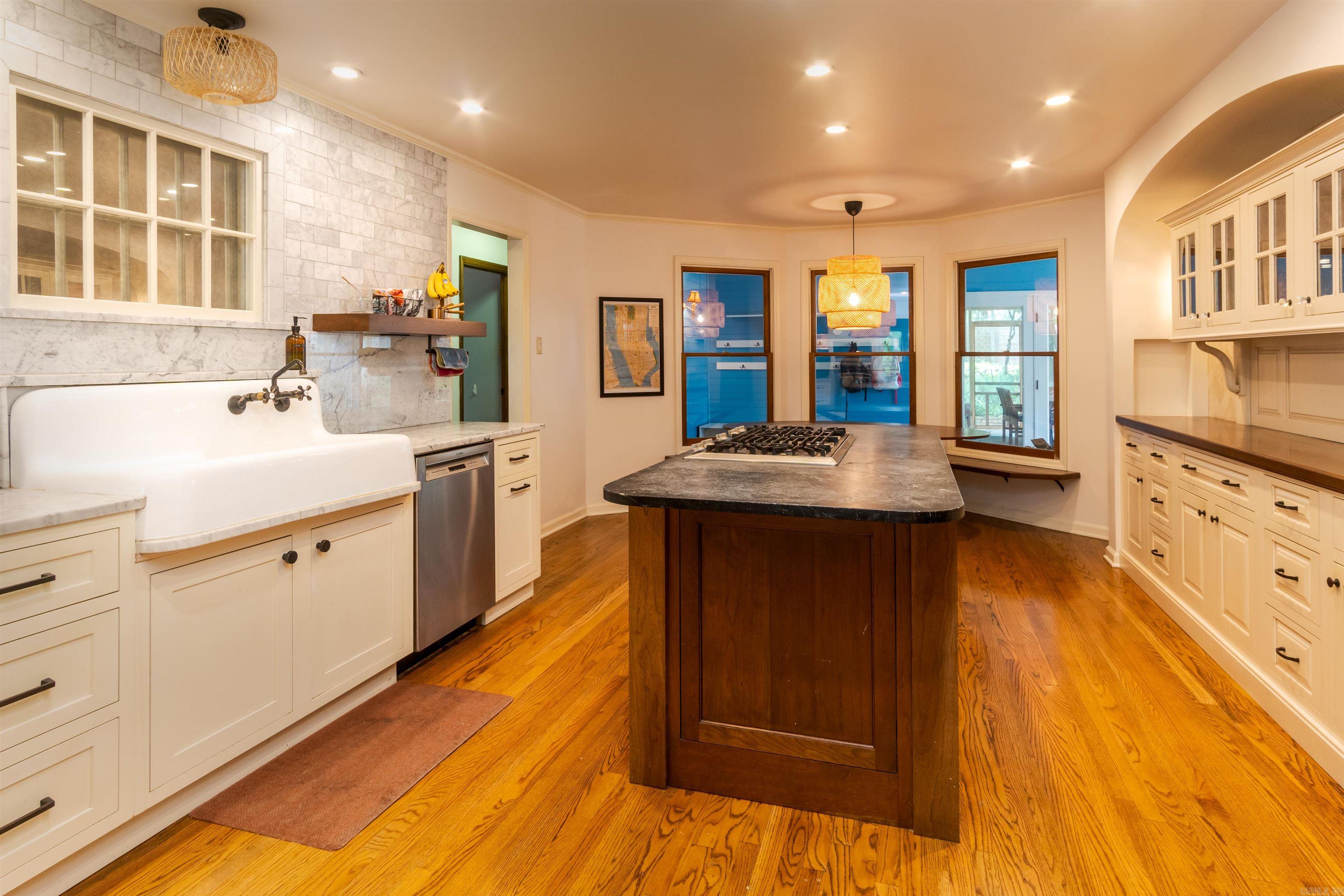 5917 Buffalo River Road