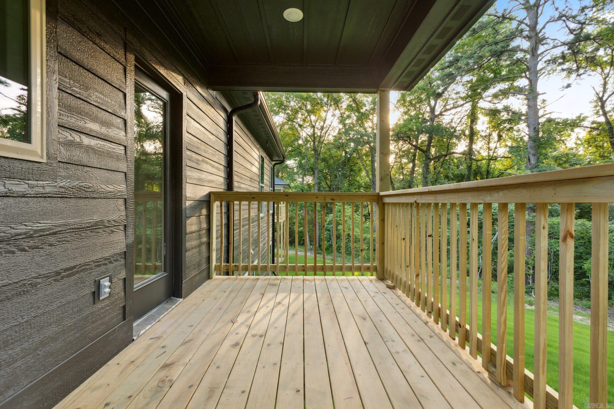 907 Grapevine Street