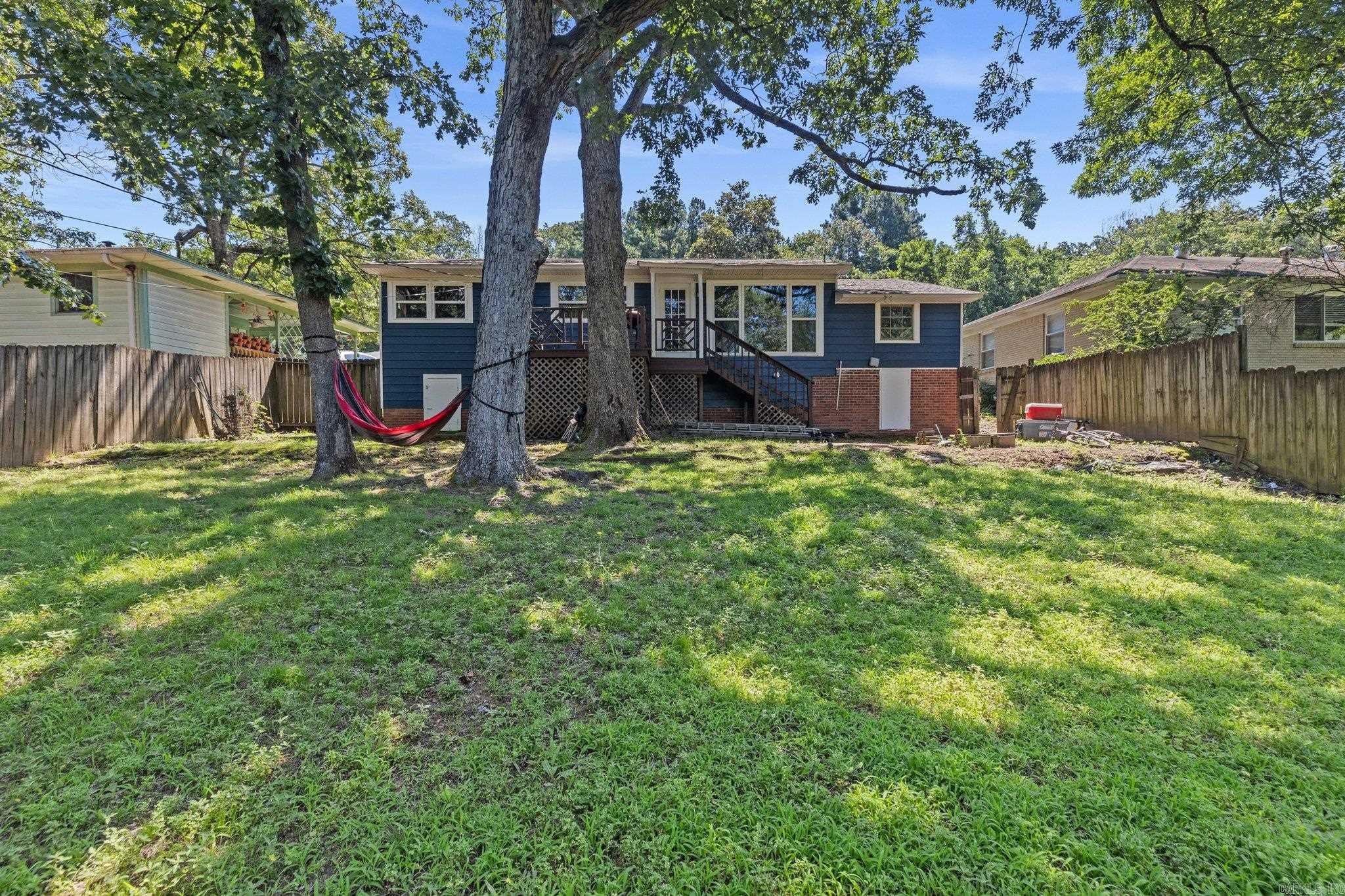 3519 Maple Street