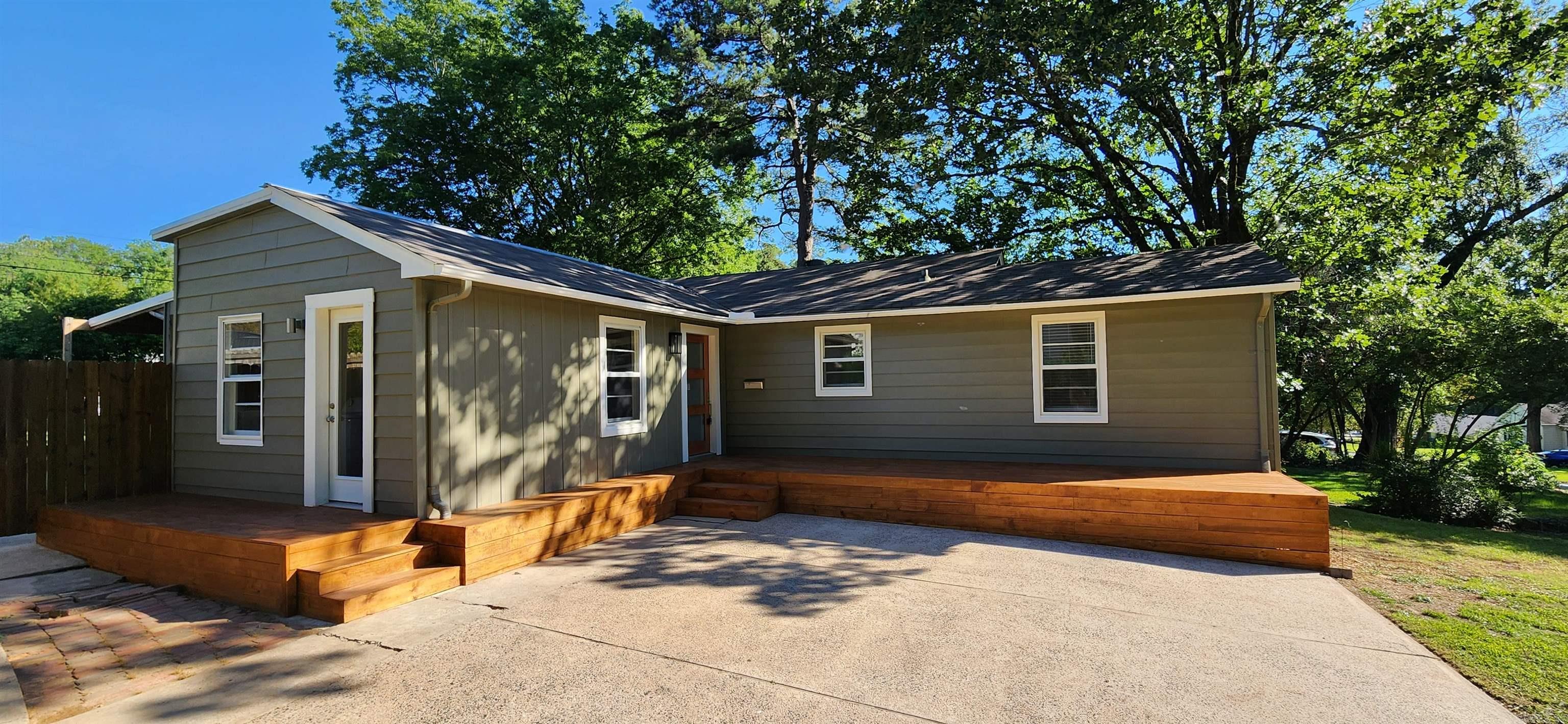 1323 Pine Valley Road