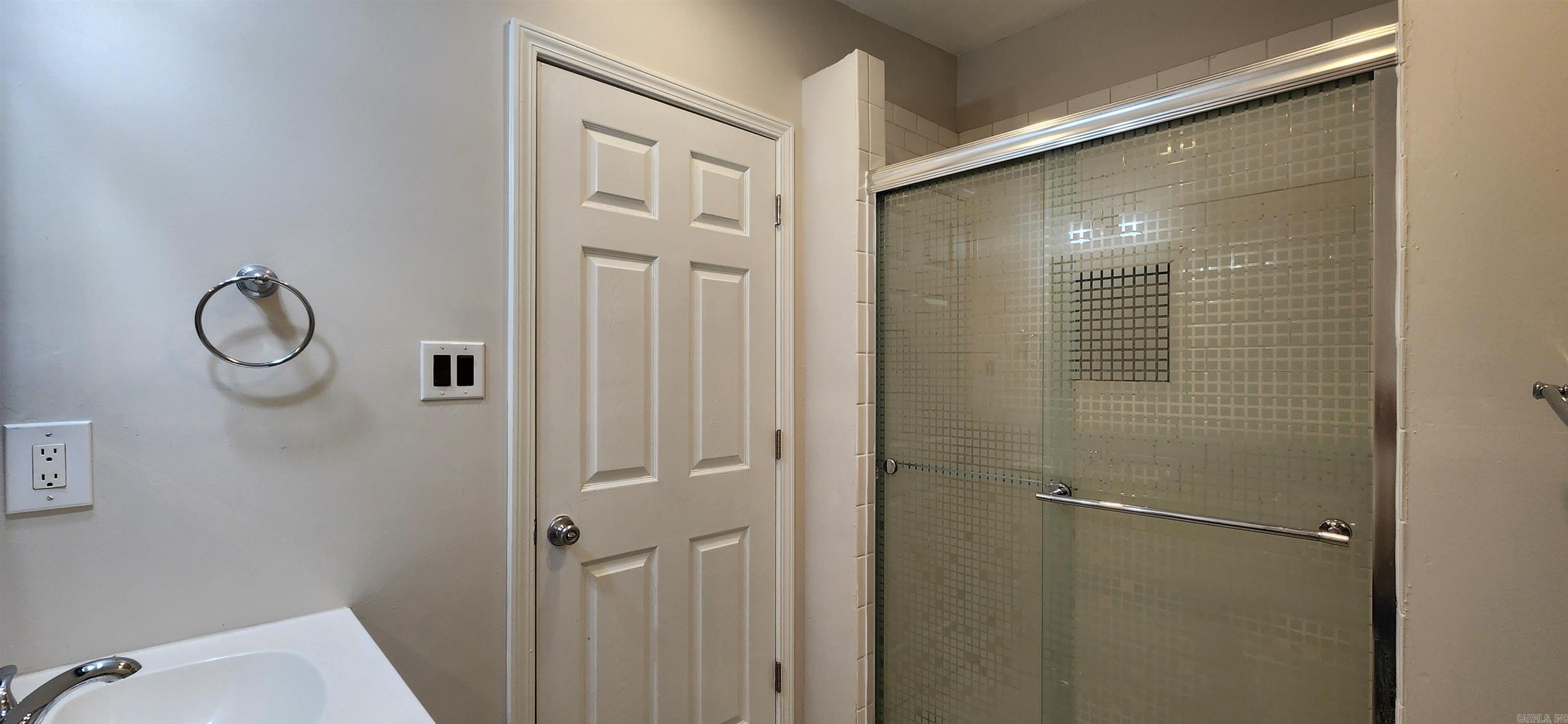 1323 Pine Valley Road