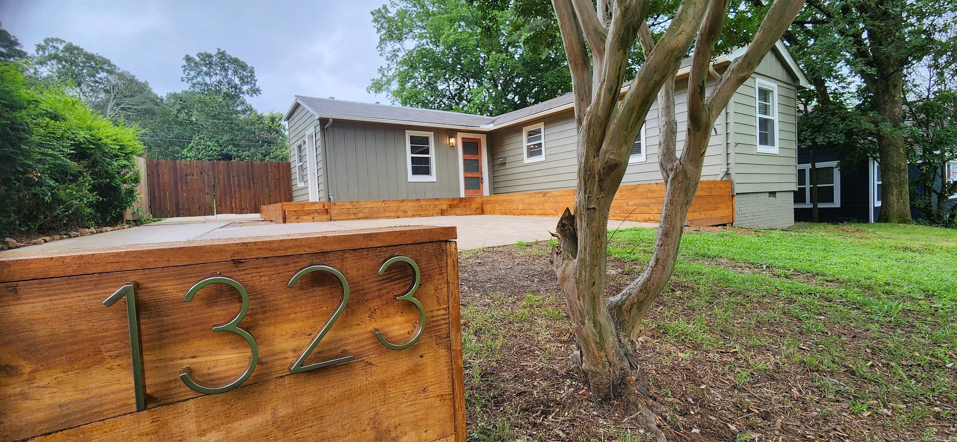 1323 Pine Valley Road