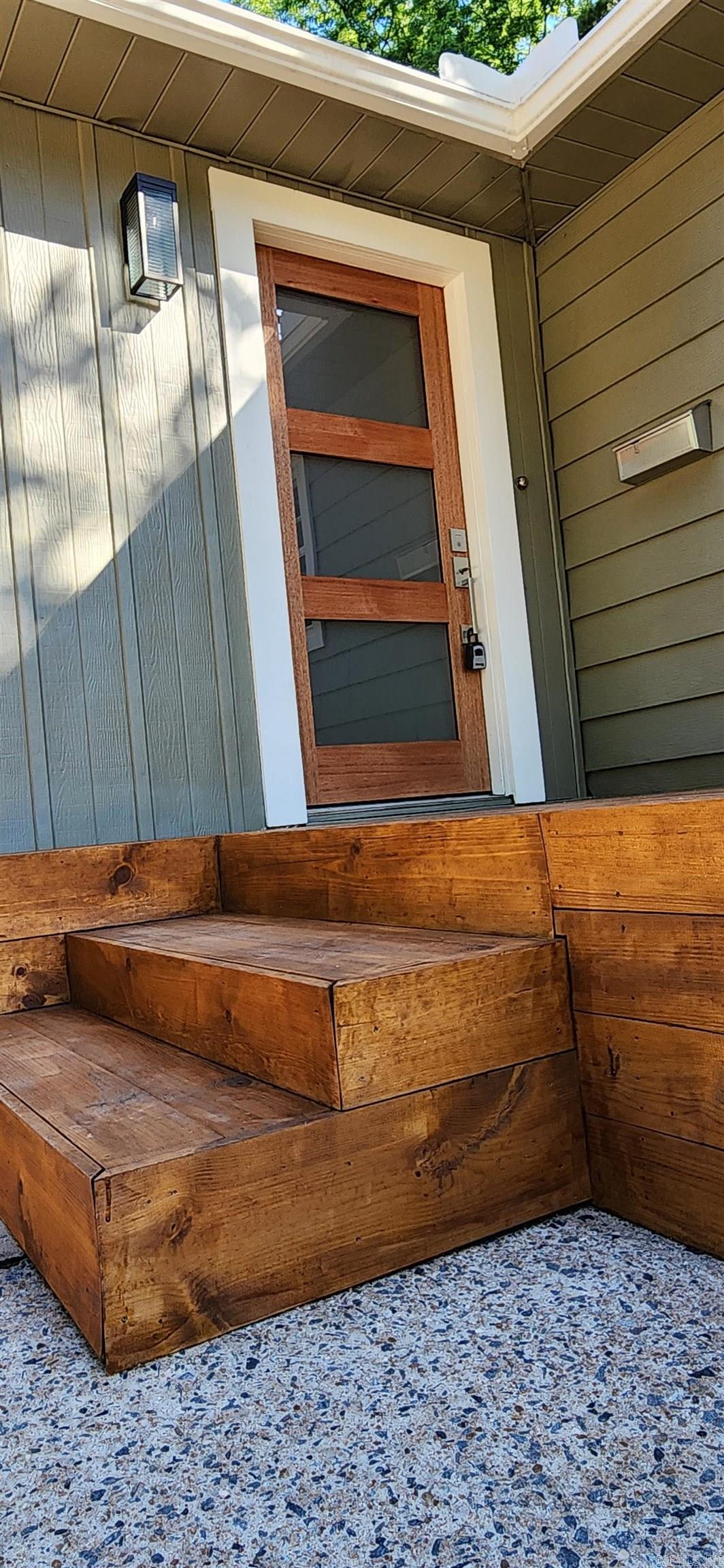 1323 Pine Valley Road