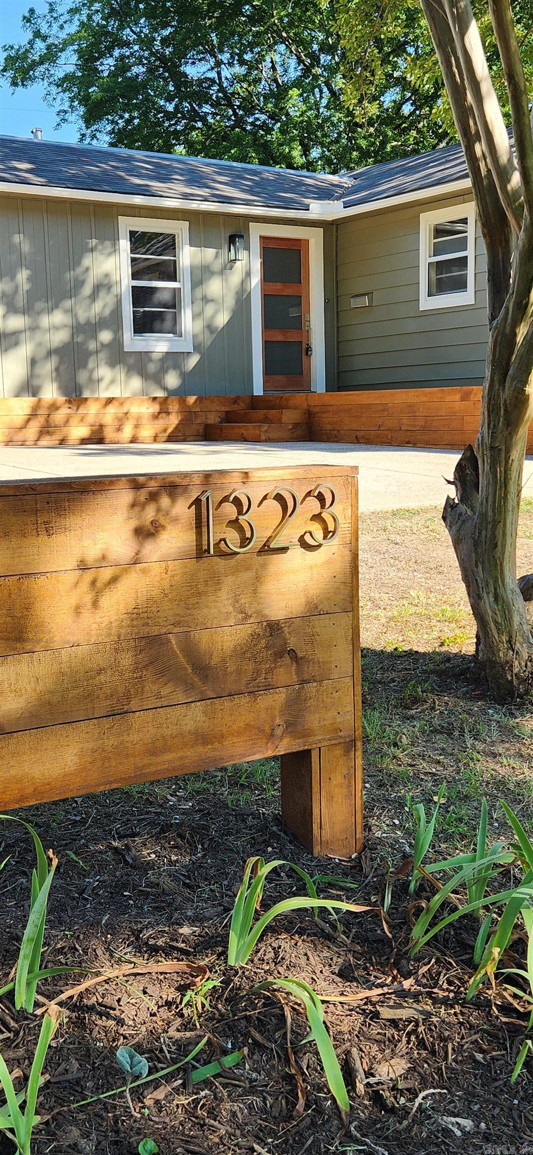 1323 Pine Valley Road