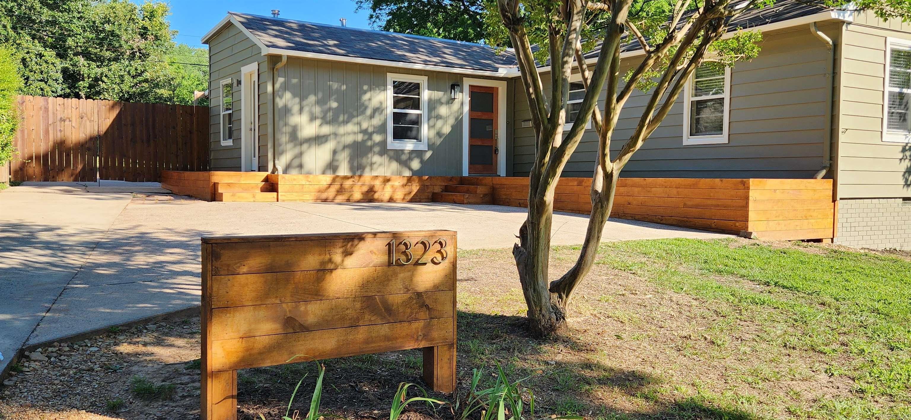 1323 Pine Valley Road