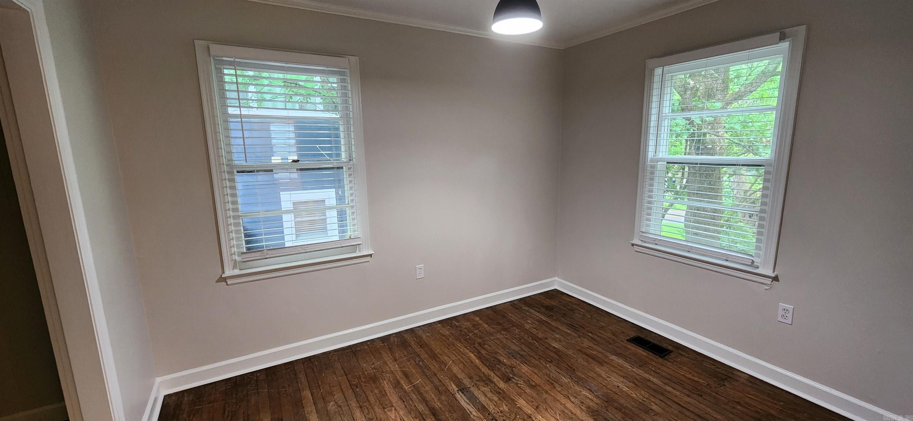 1323 Pine Valley Road