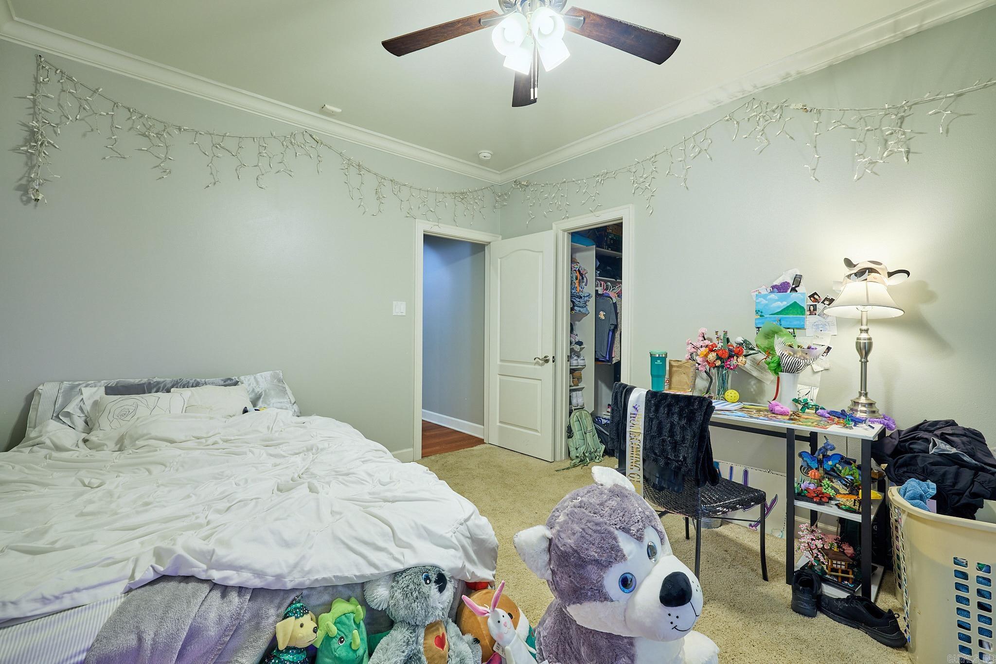 3810 Commonwealth Drive