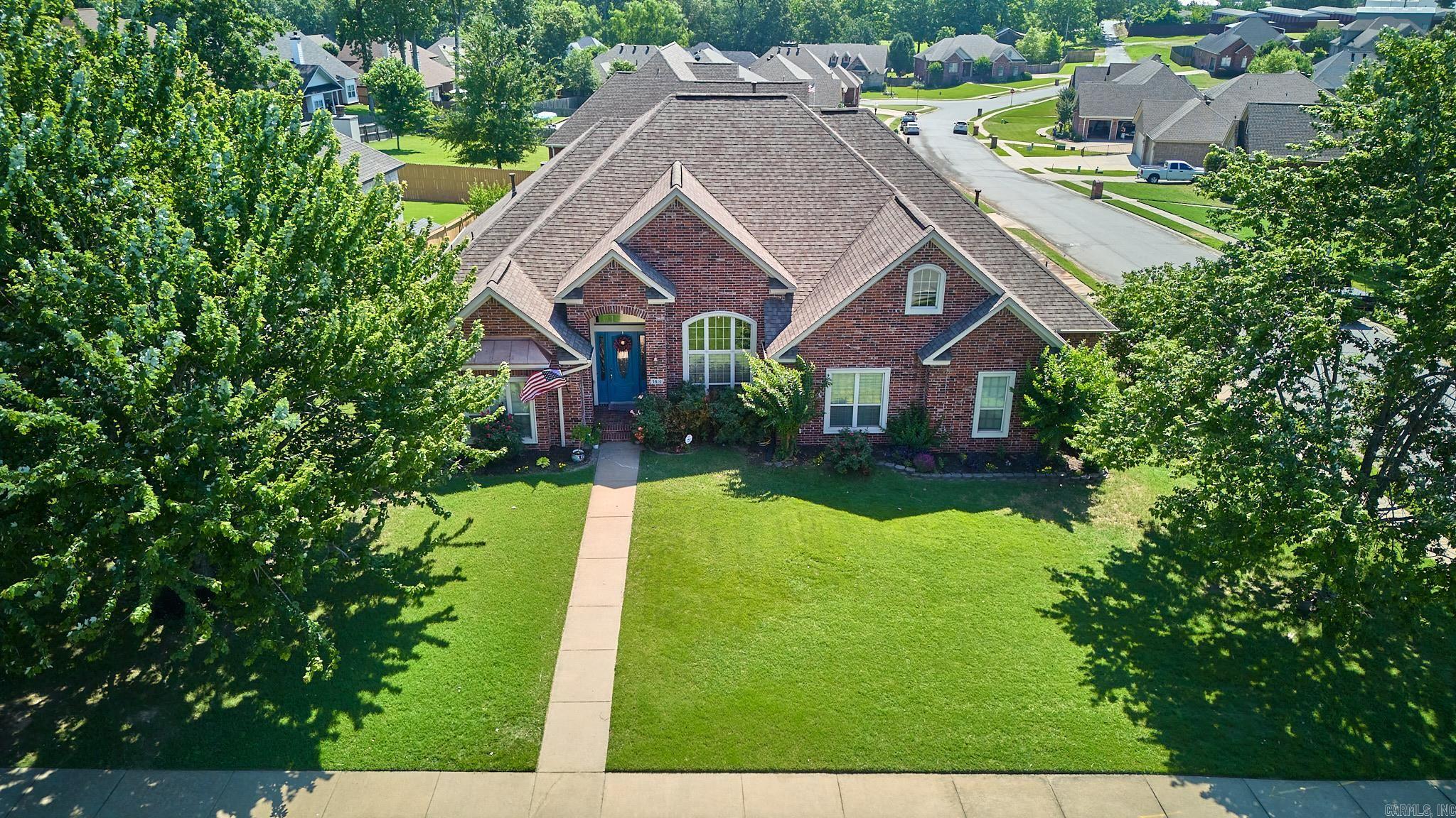 3810 Commonwealth Drive