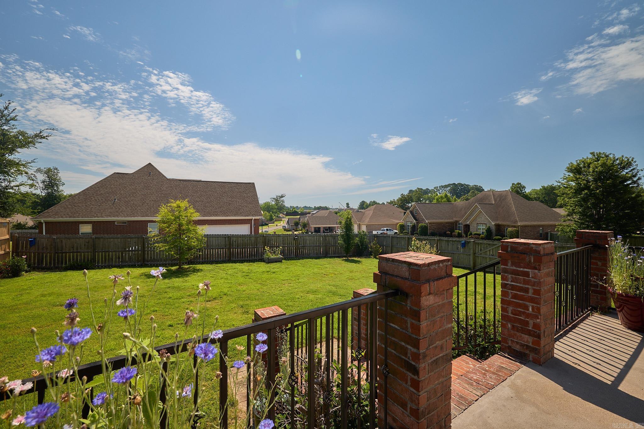 3810 Commonwealth Drive