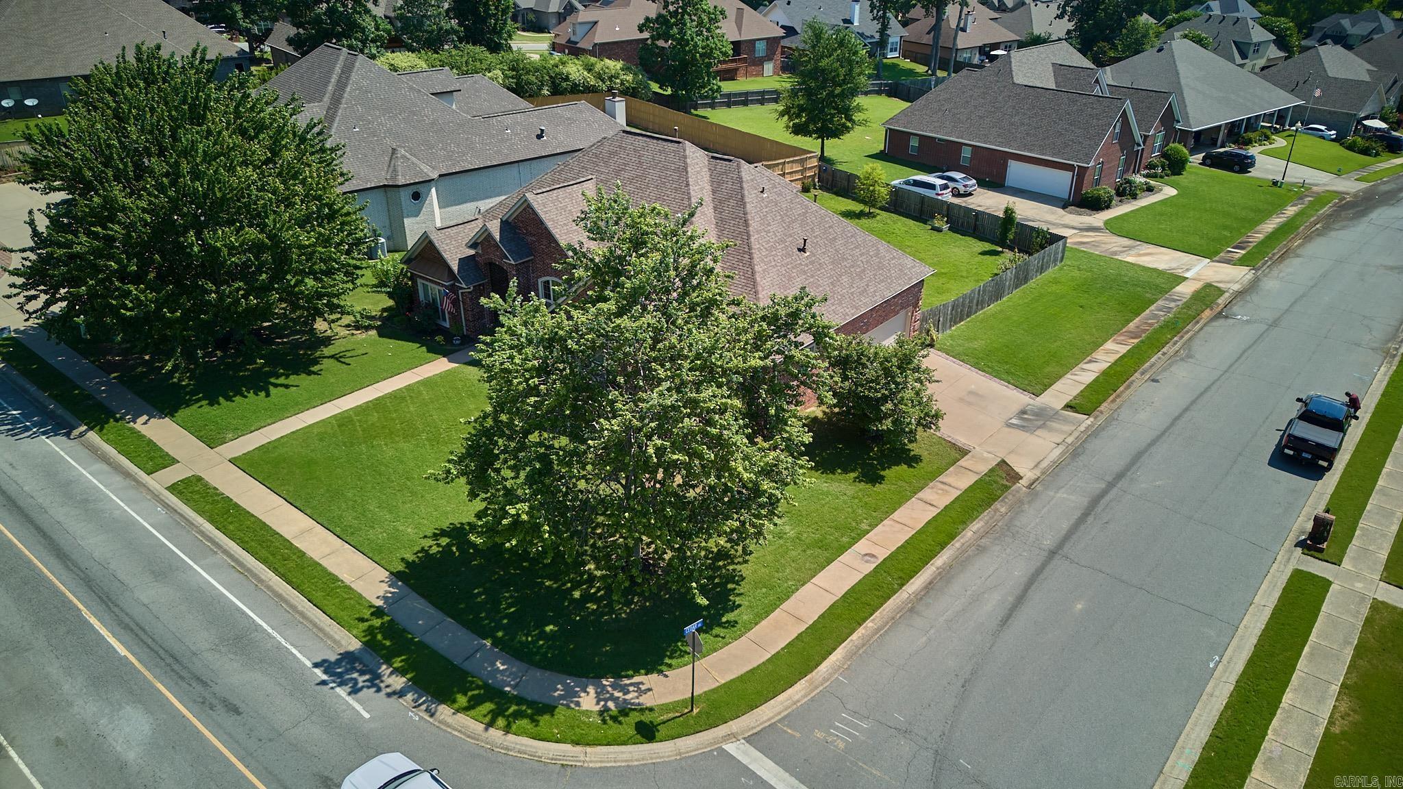 3810 Commonwealth Drive