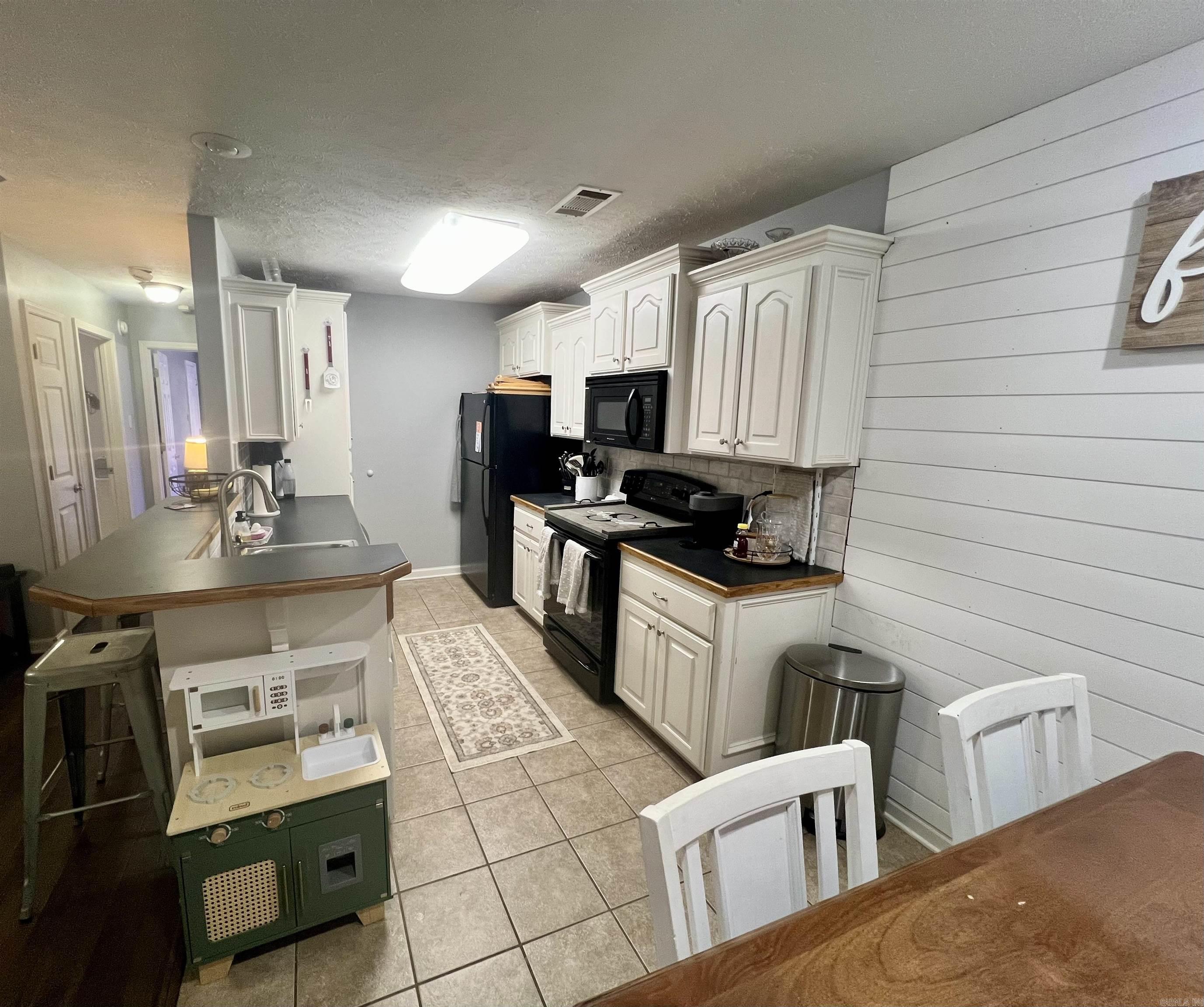 319 Weathering Lane